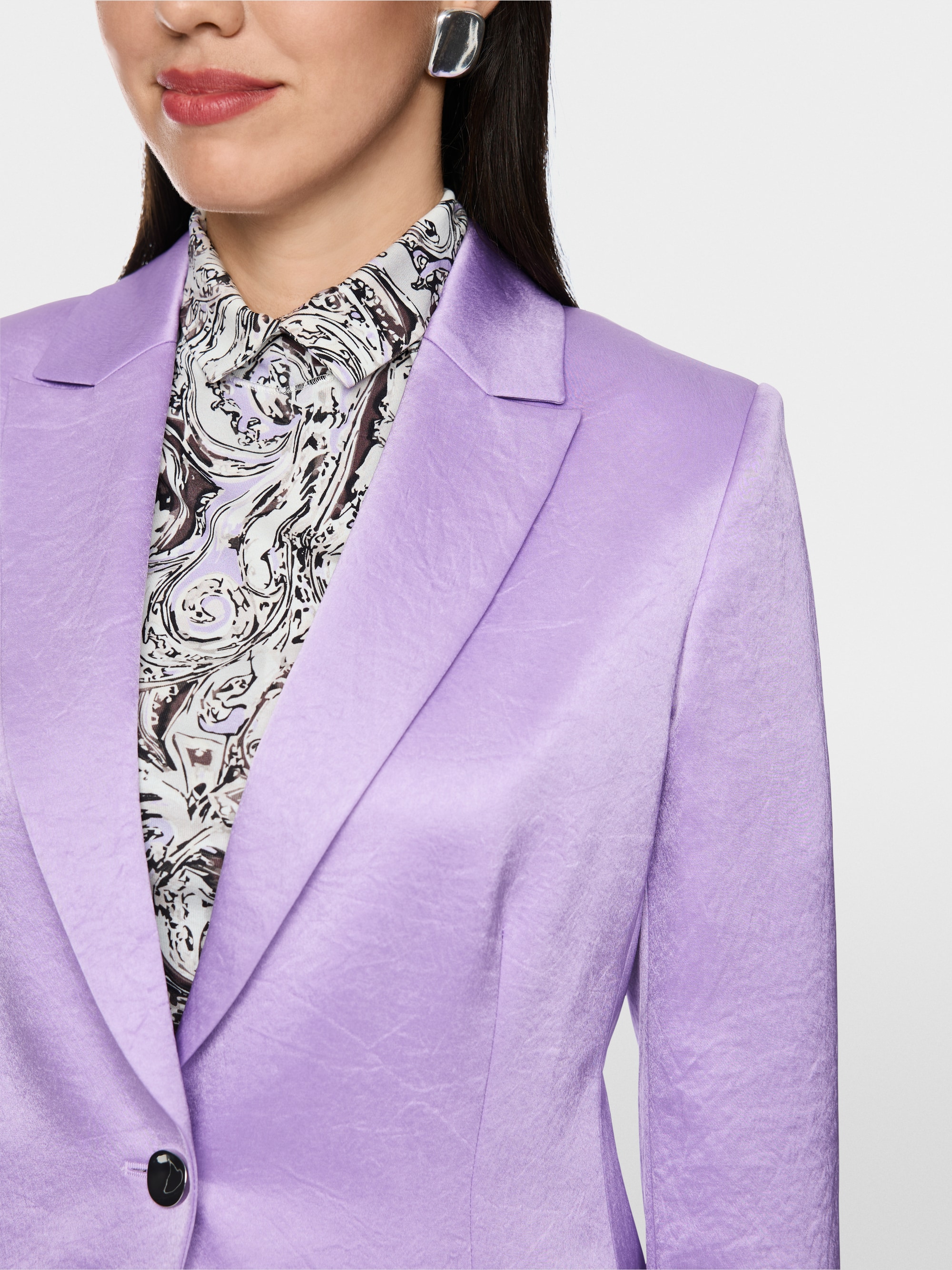 Satin blazer with silver button