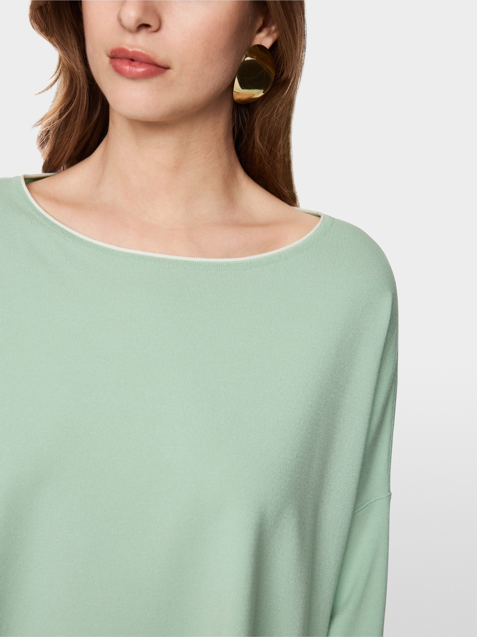 Pull en maille fine tricoté en Allemagne