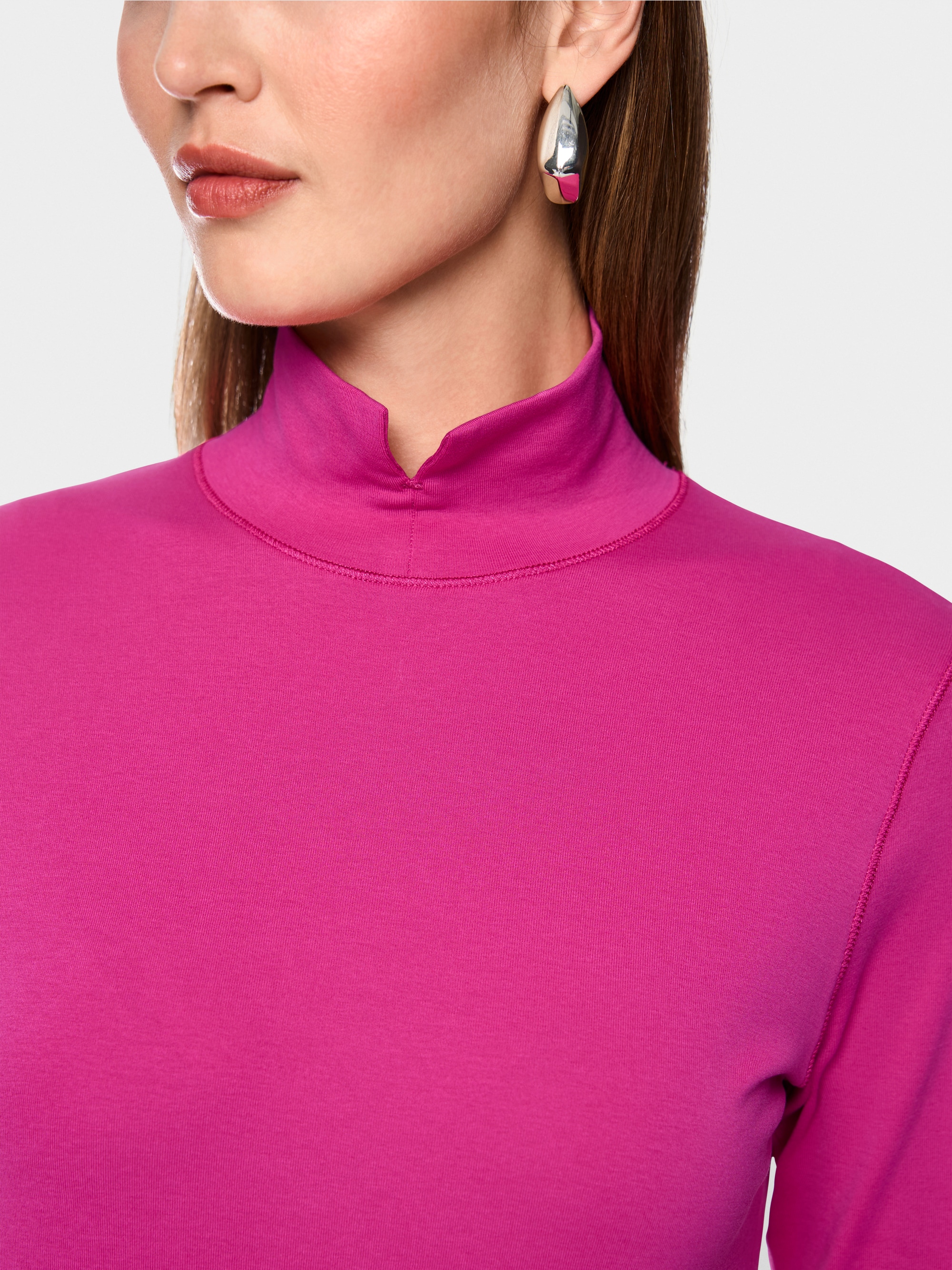 Basic shirt with stand-up collar
