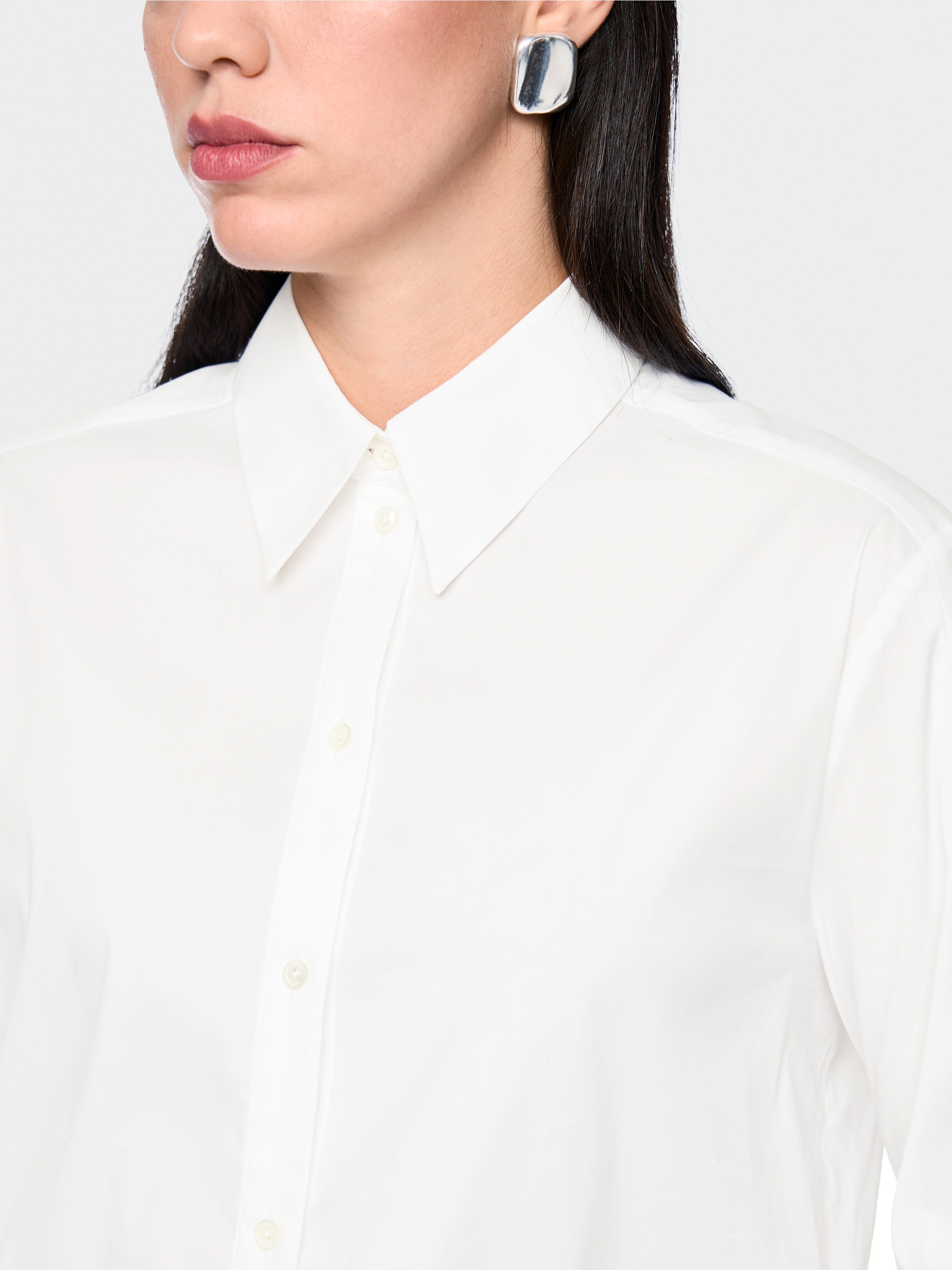 Shirt-style blouse with cufflinks