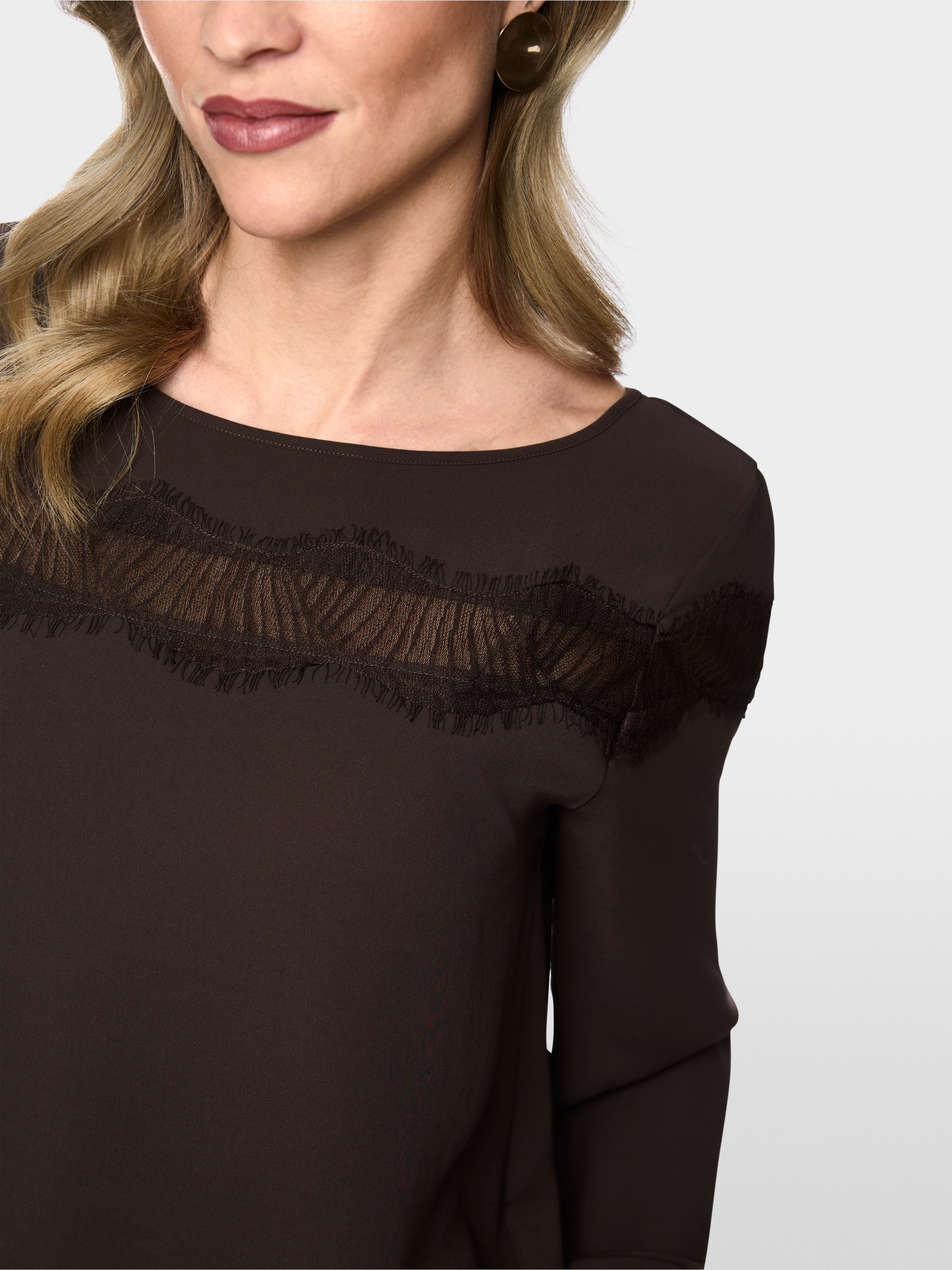 Blouse élégante en dentelle