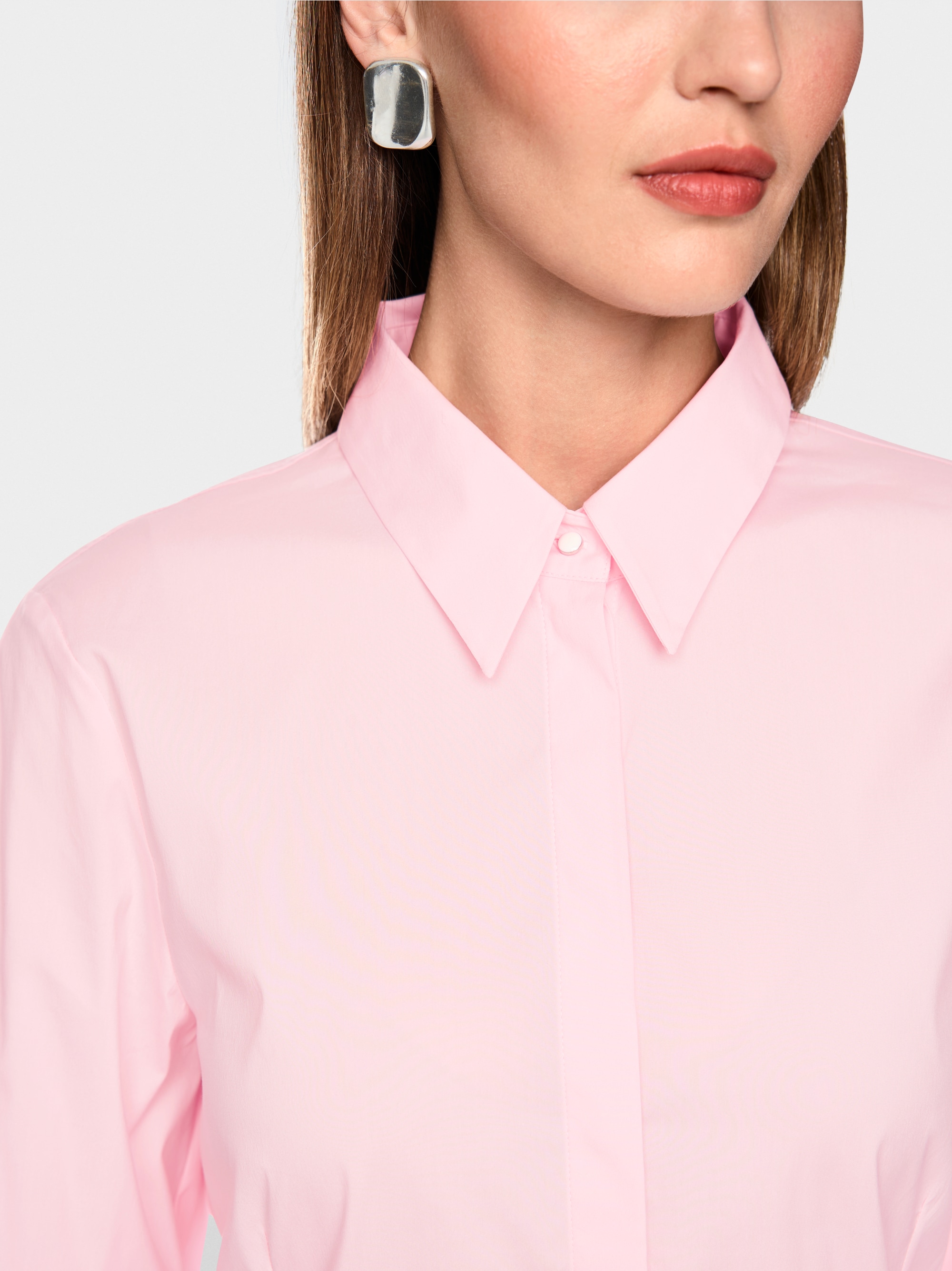 Stretch cotton blouse with seam details