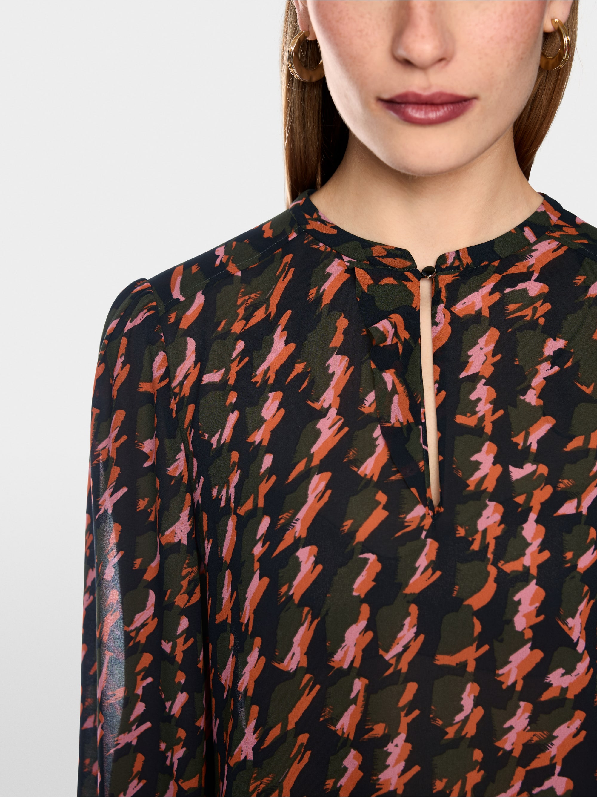Abstract houndstooth blouse