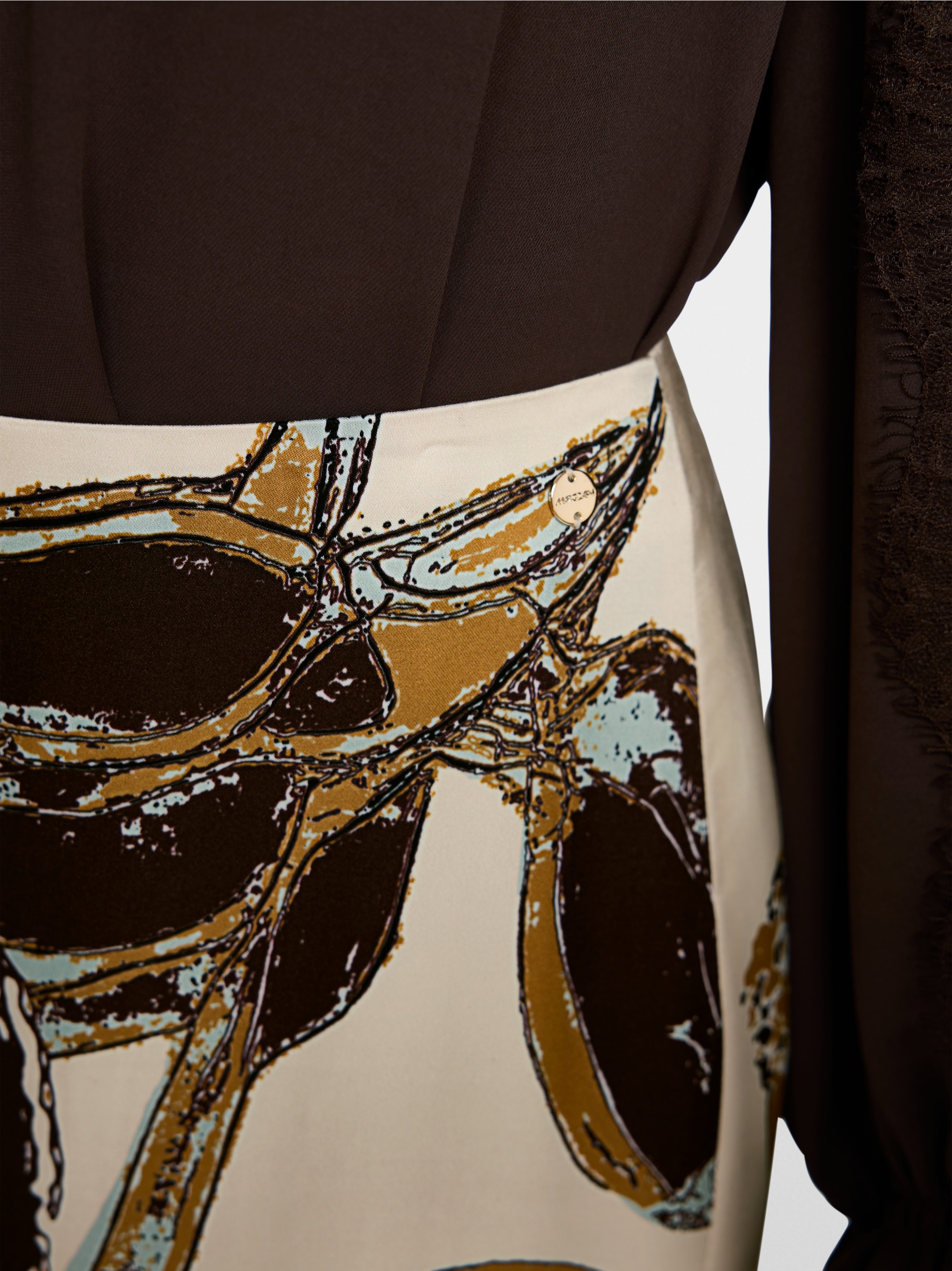 Calf-length printed skirt