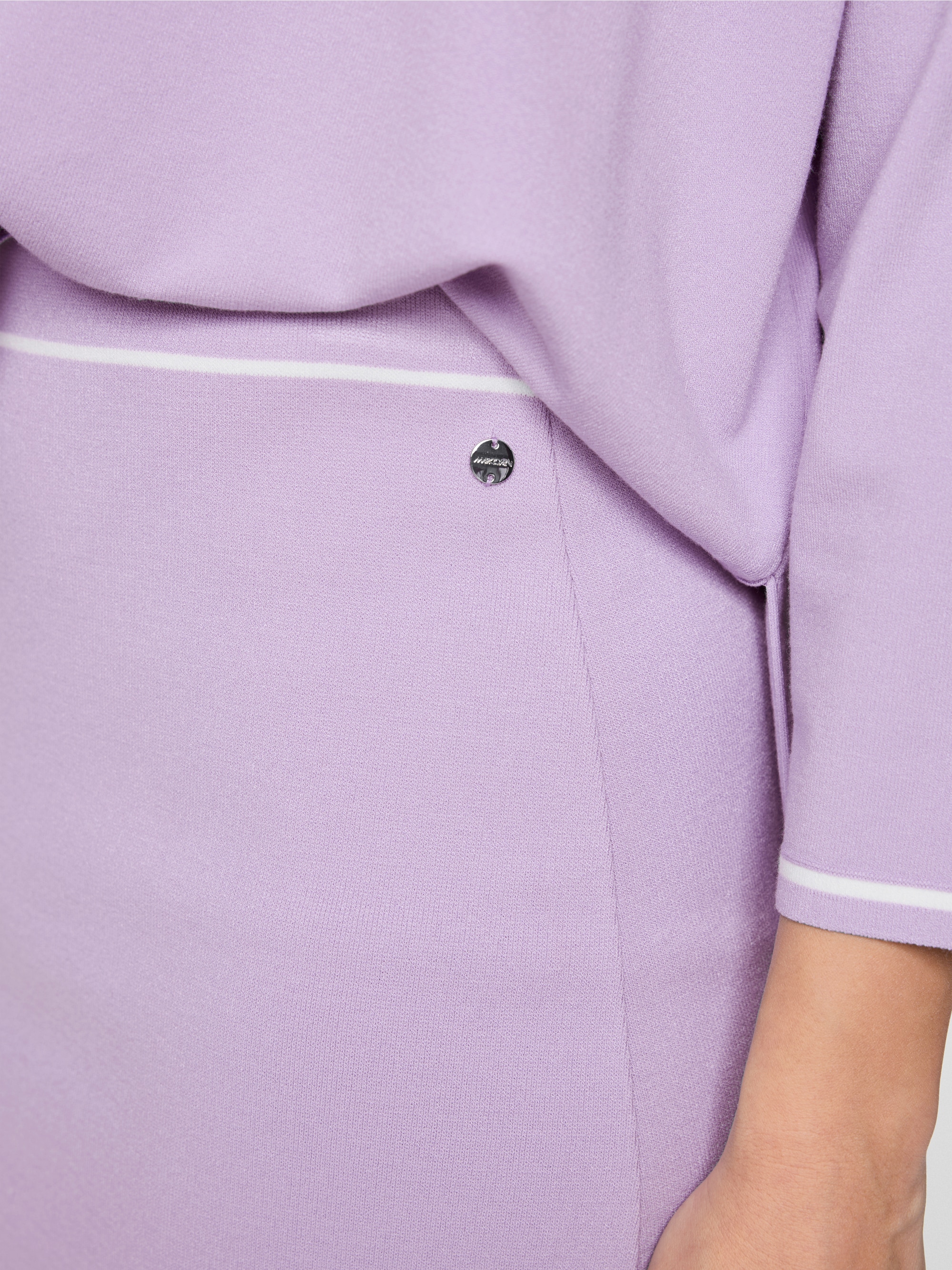 “Knitted in Germany” calf-length skirt