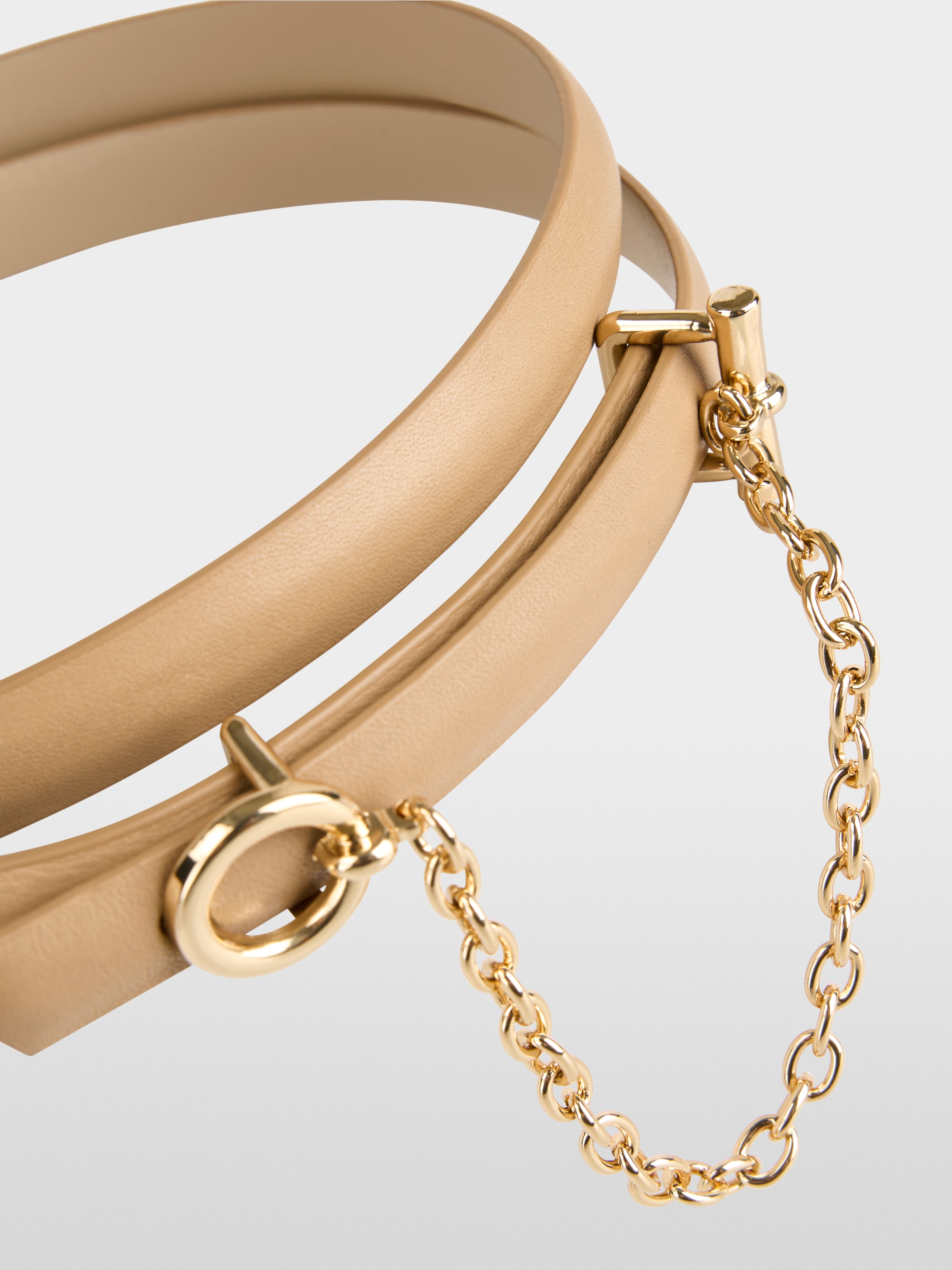 Slim leather belt with chain detail
