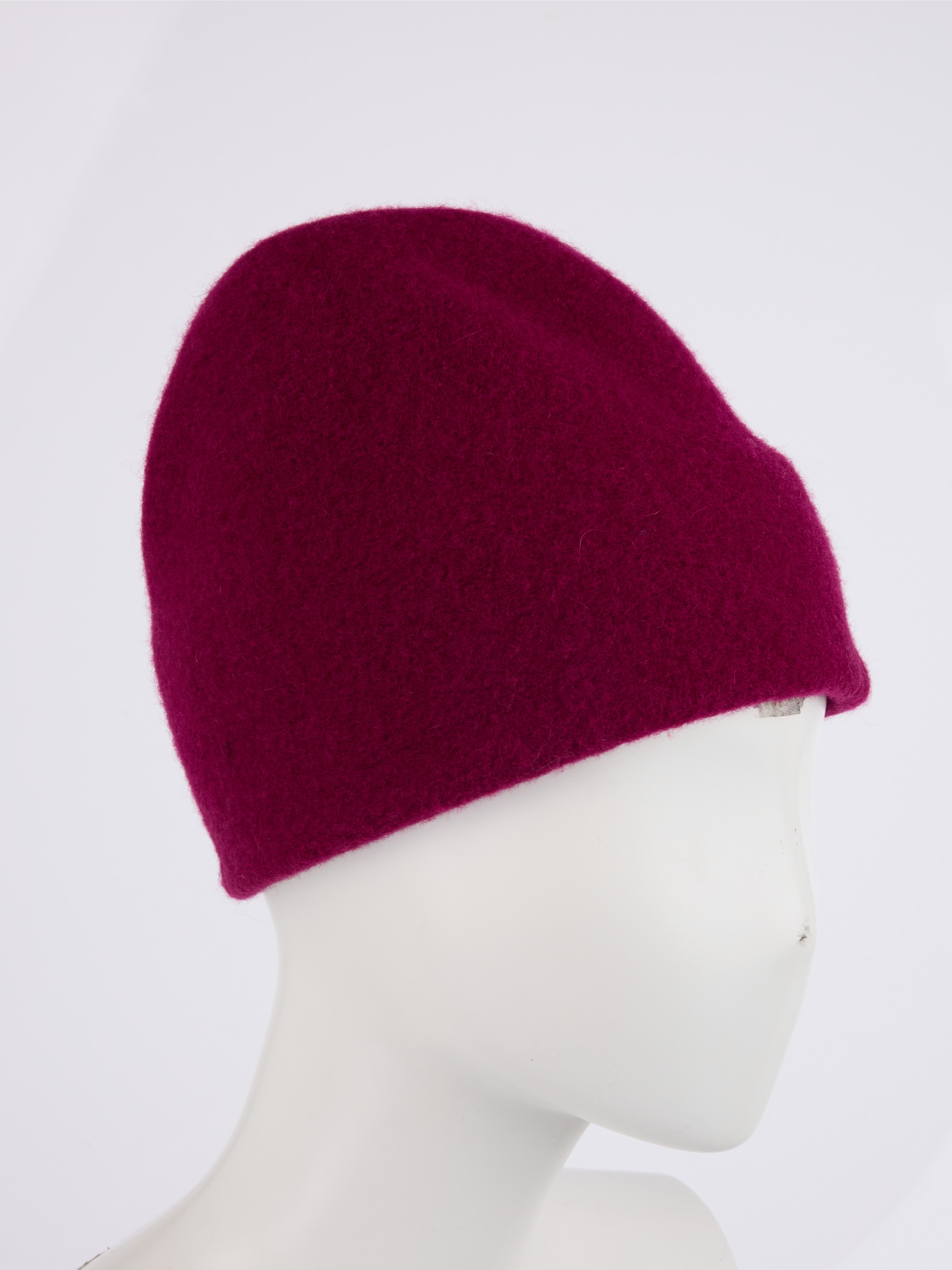 Wool hat with faux fur pom-pom
