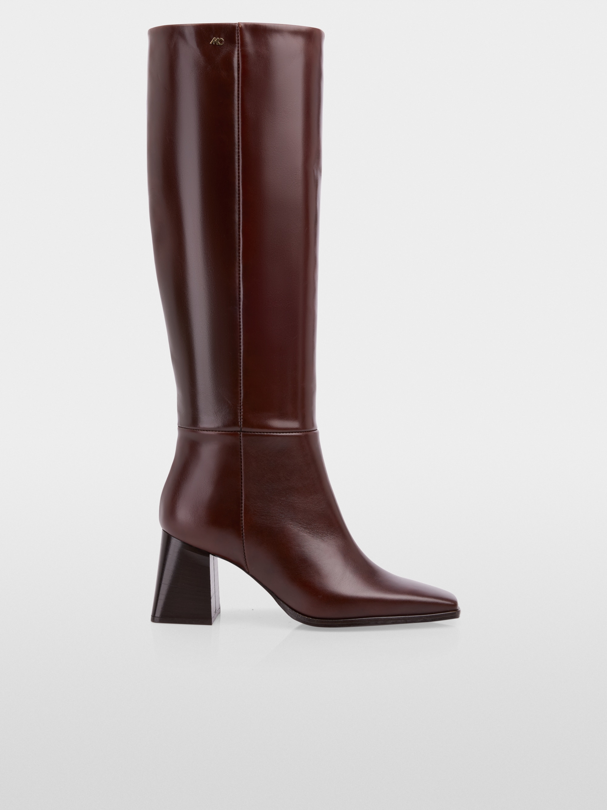 Tubo boots in smooth leather