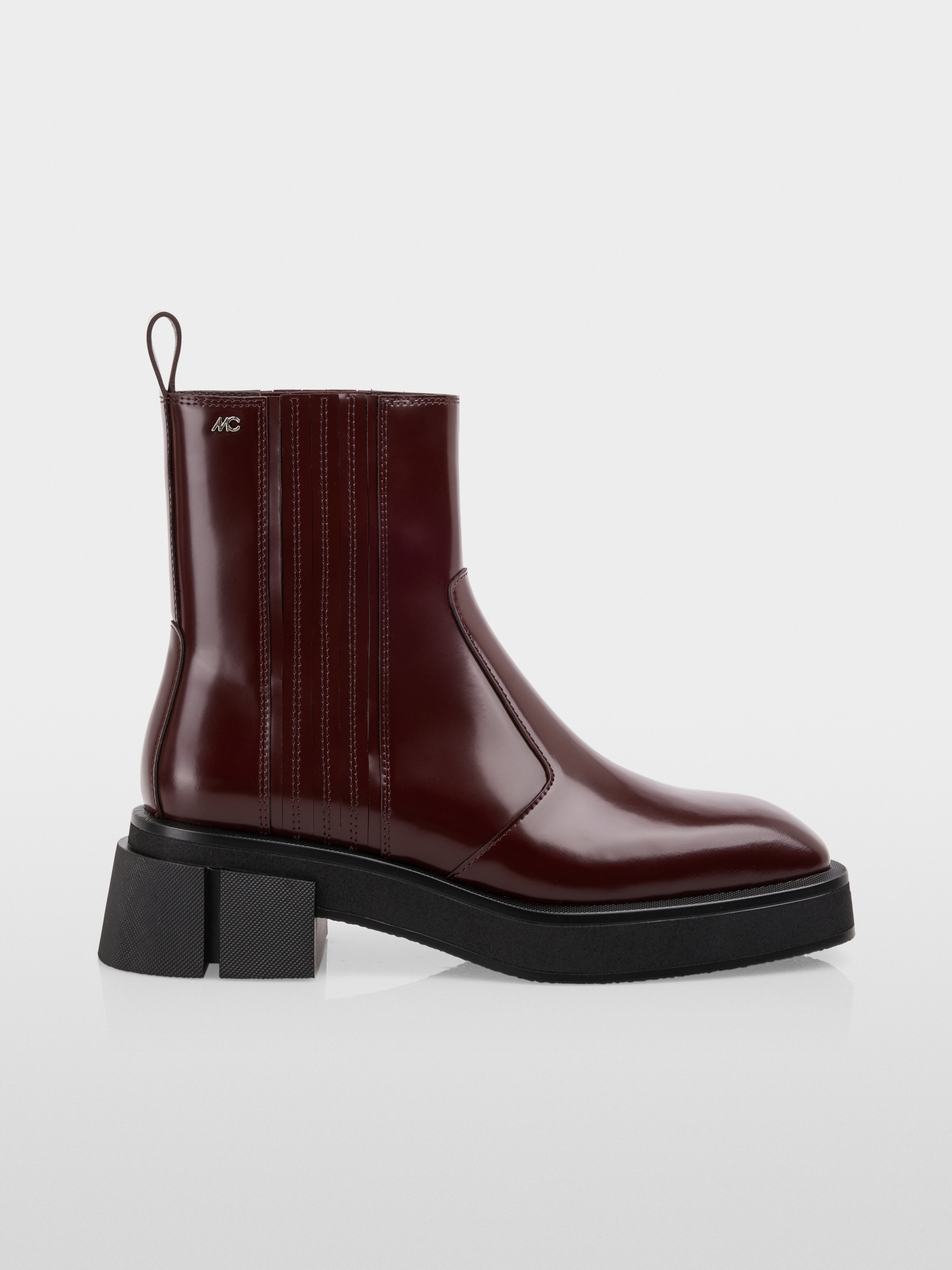 Leather Chelsea boots