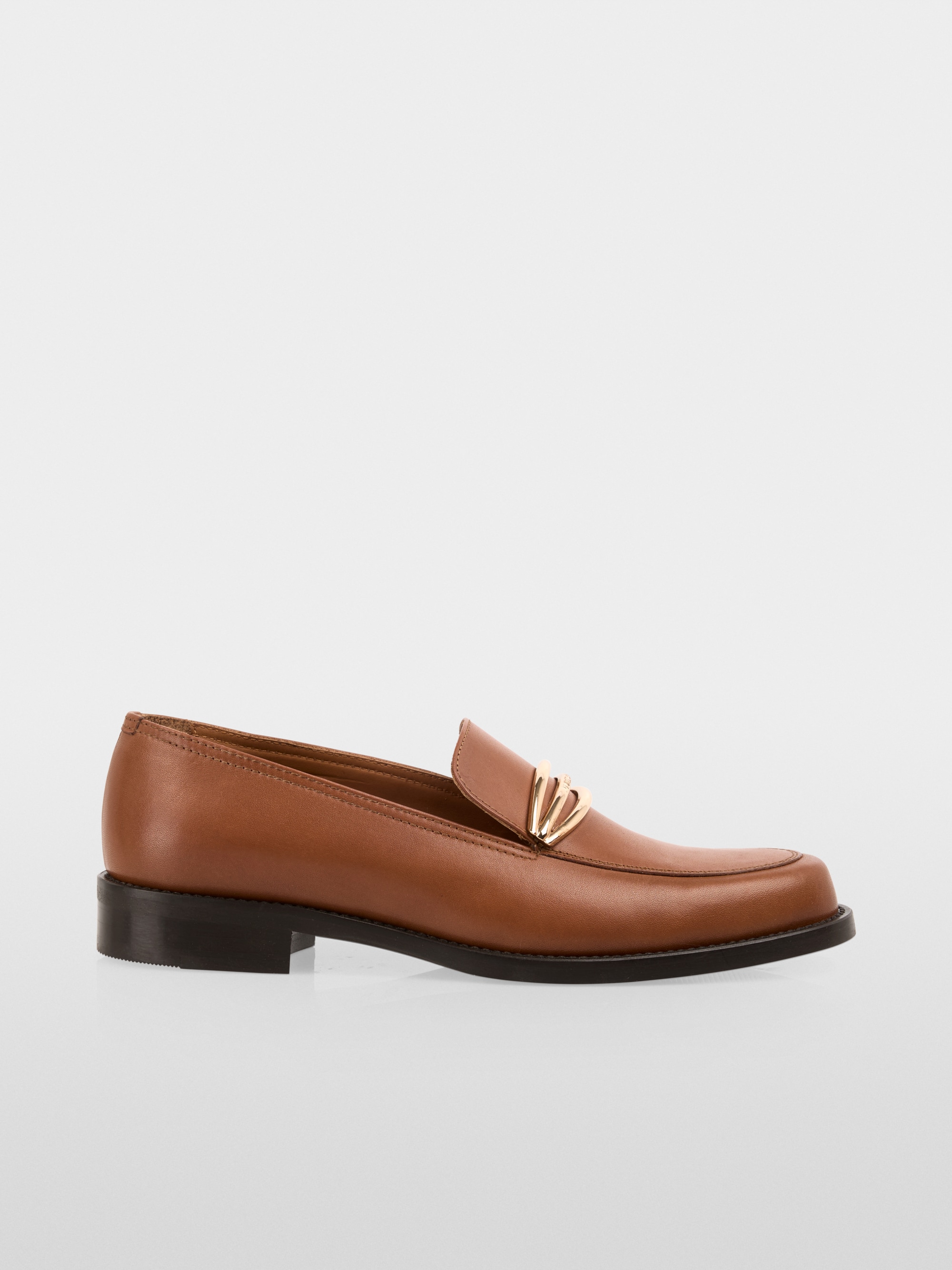 Mocassins en cuir avec boucle métallique raffinée