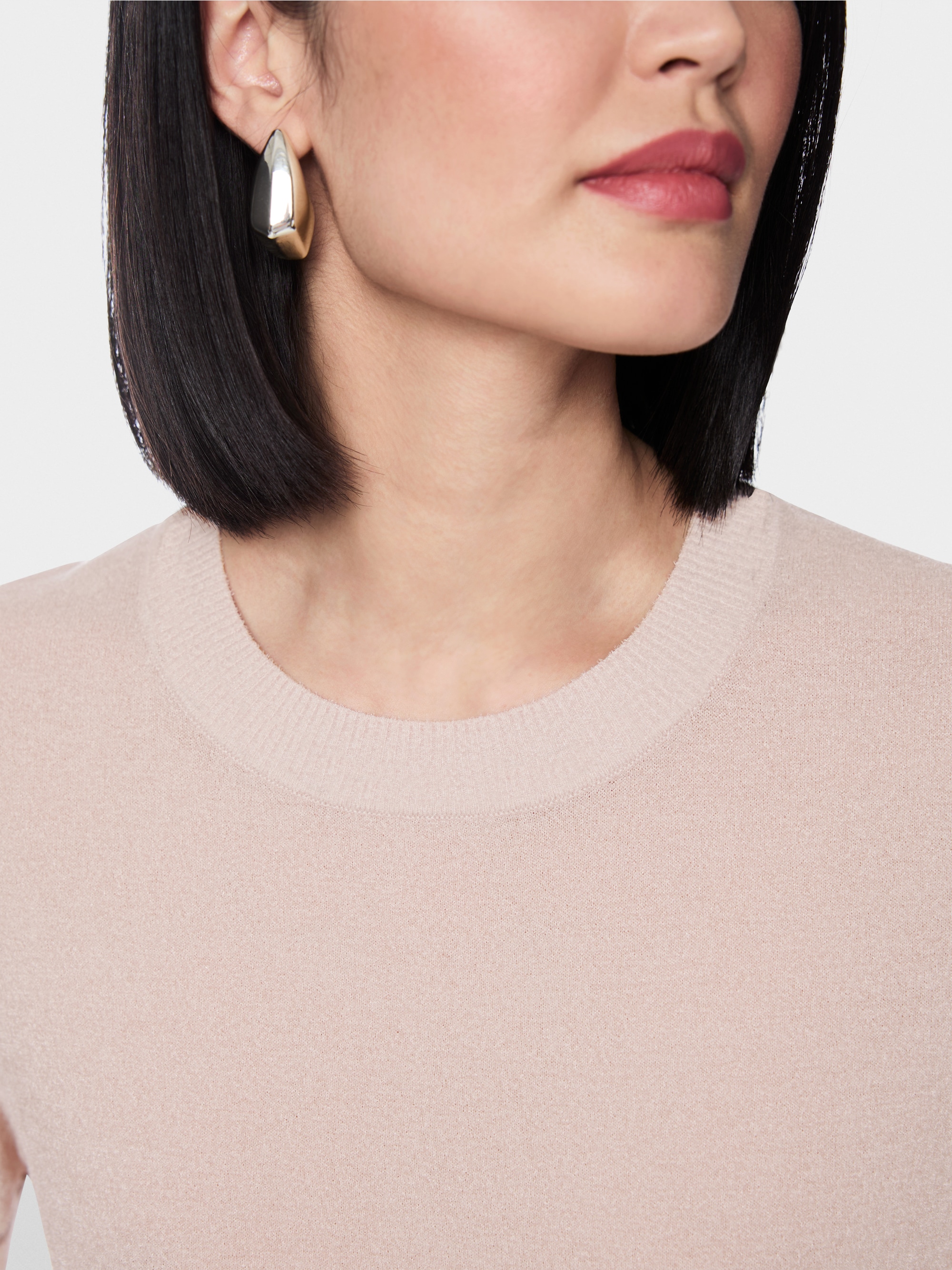 Short-sleeved round neck jumper