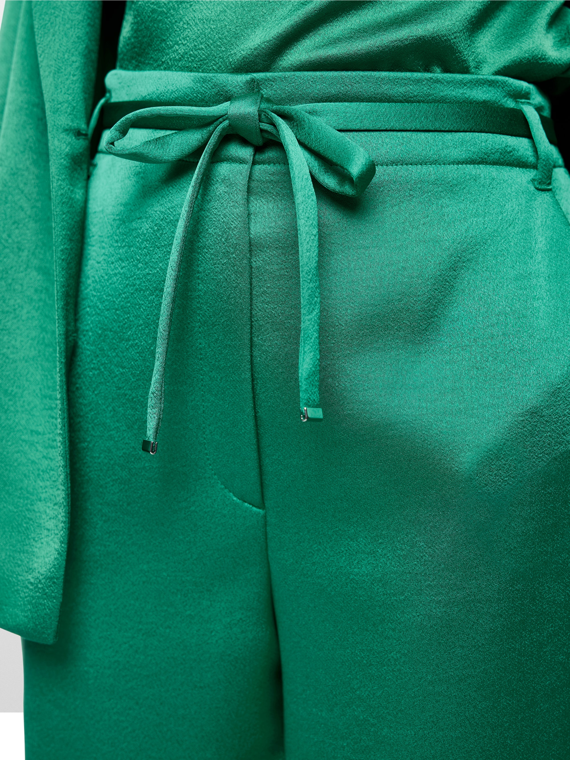 Pantalon en tissu FRANCA coupe féminine