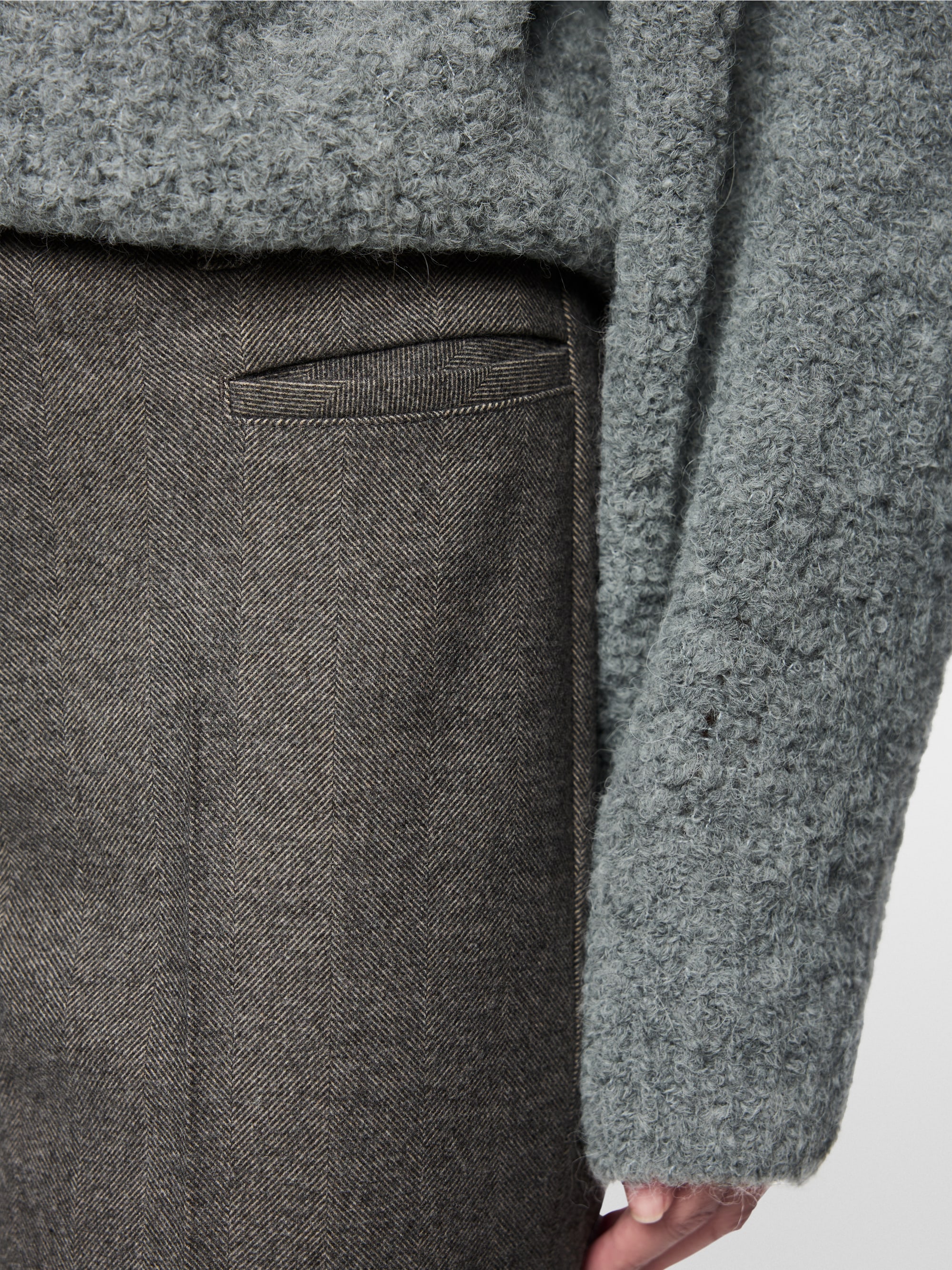 FENDOU feminine fit fabric trousers