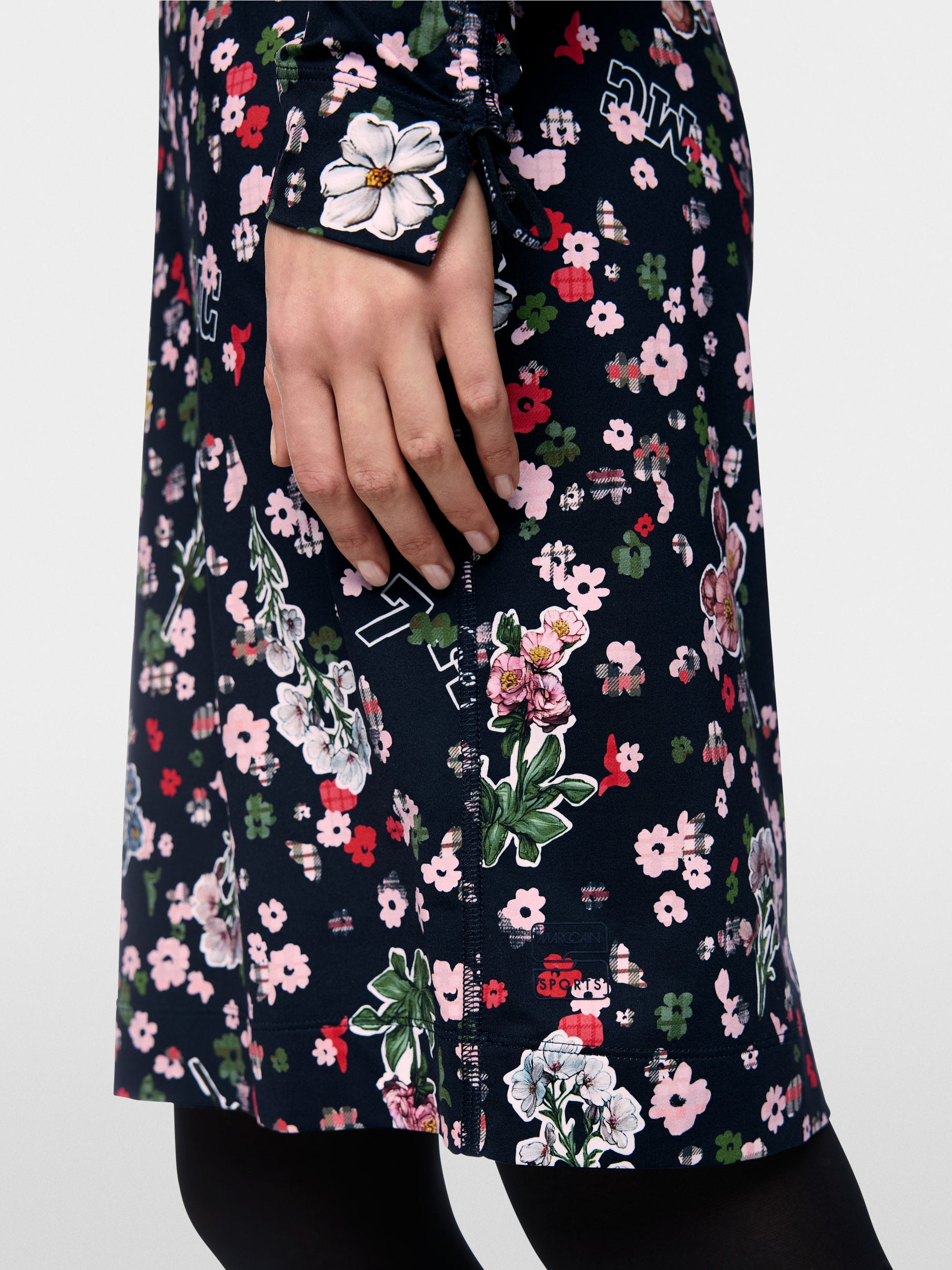 Robe à col roulé avec imprimé intégral