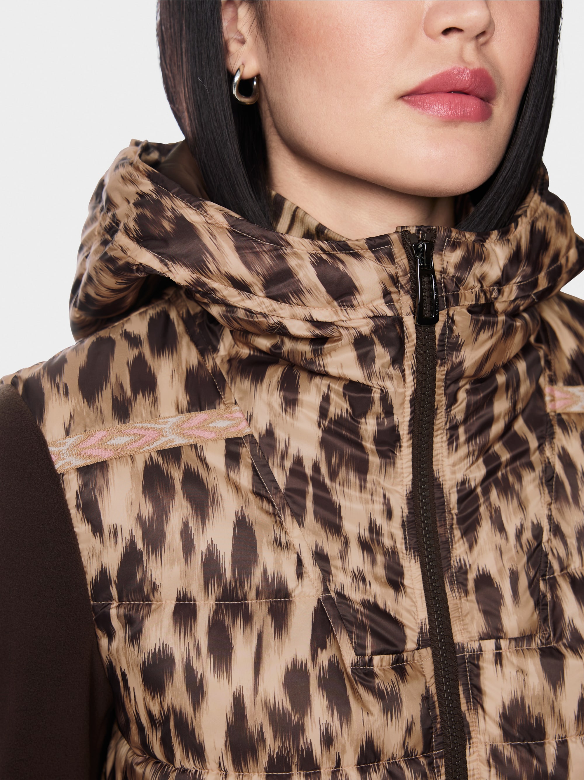 Quilted jacket with leopard print