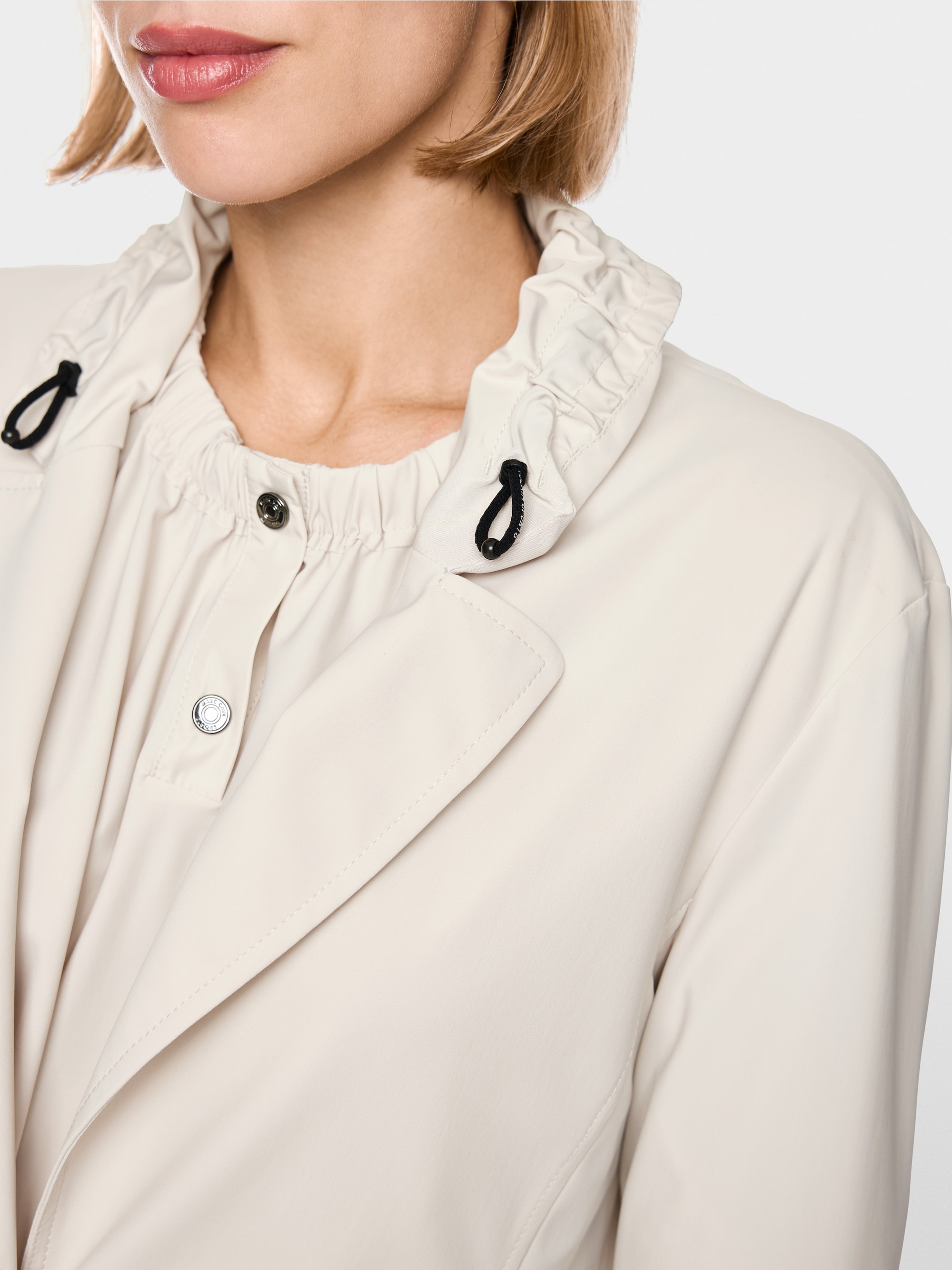 Sporty stretch blazer