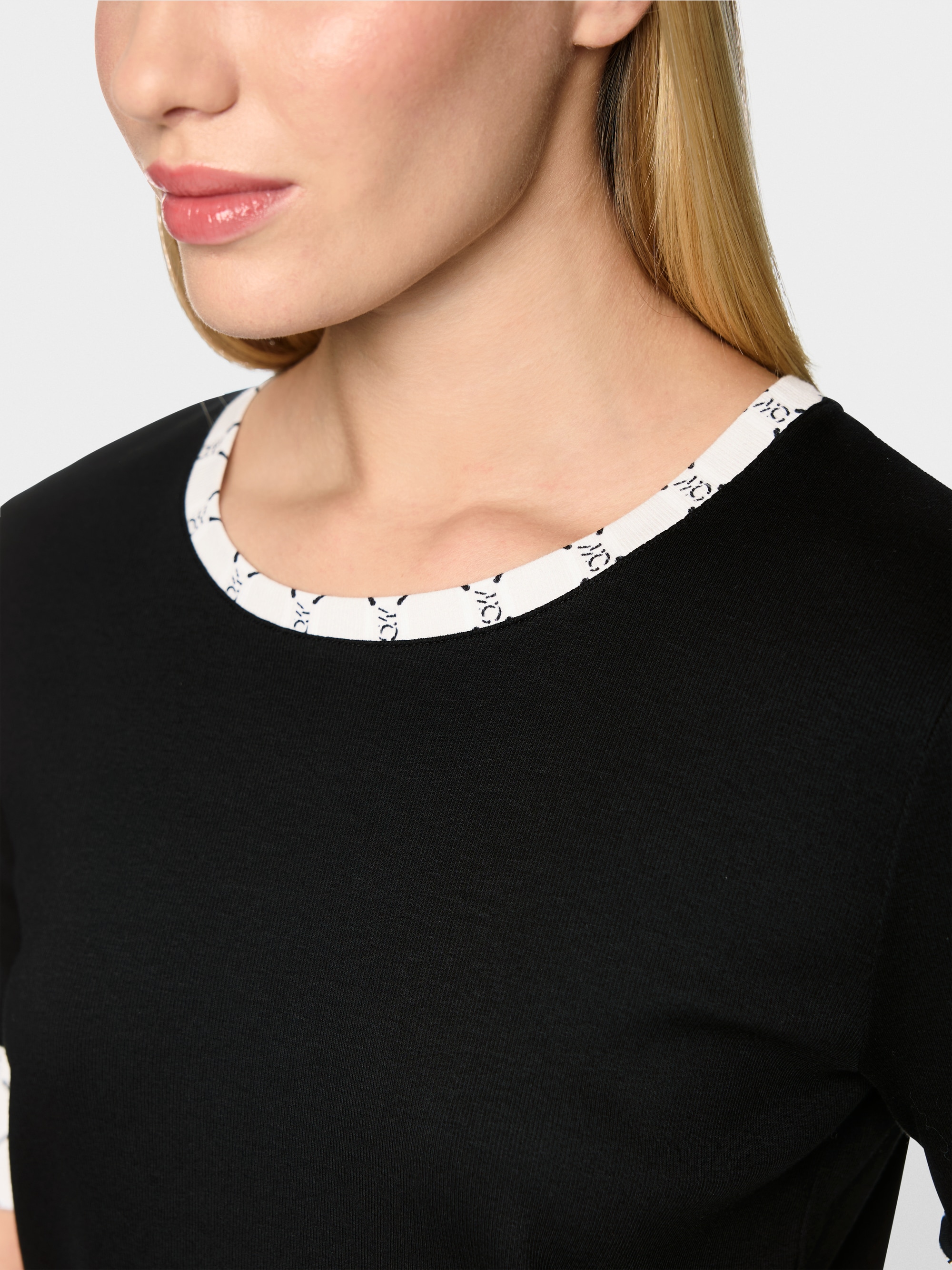 Stretch cotton shirt