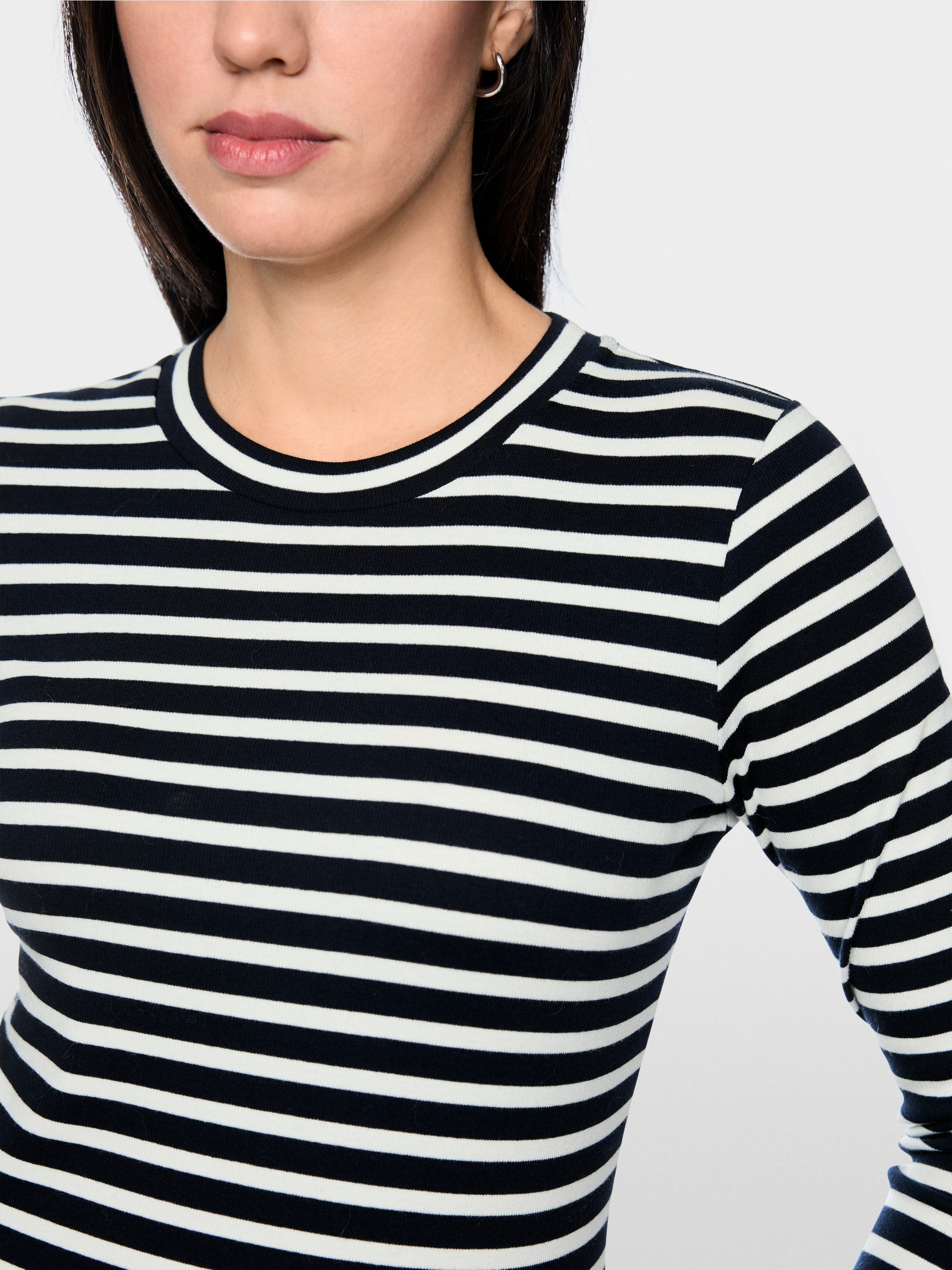 Long-sleeved shirt with striped look