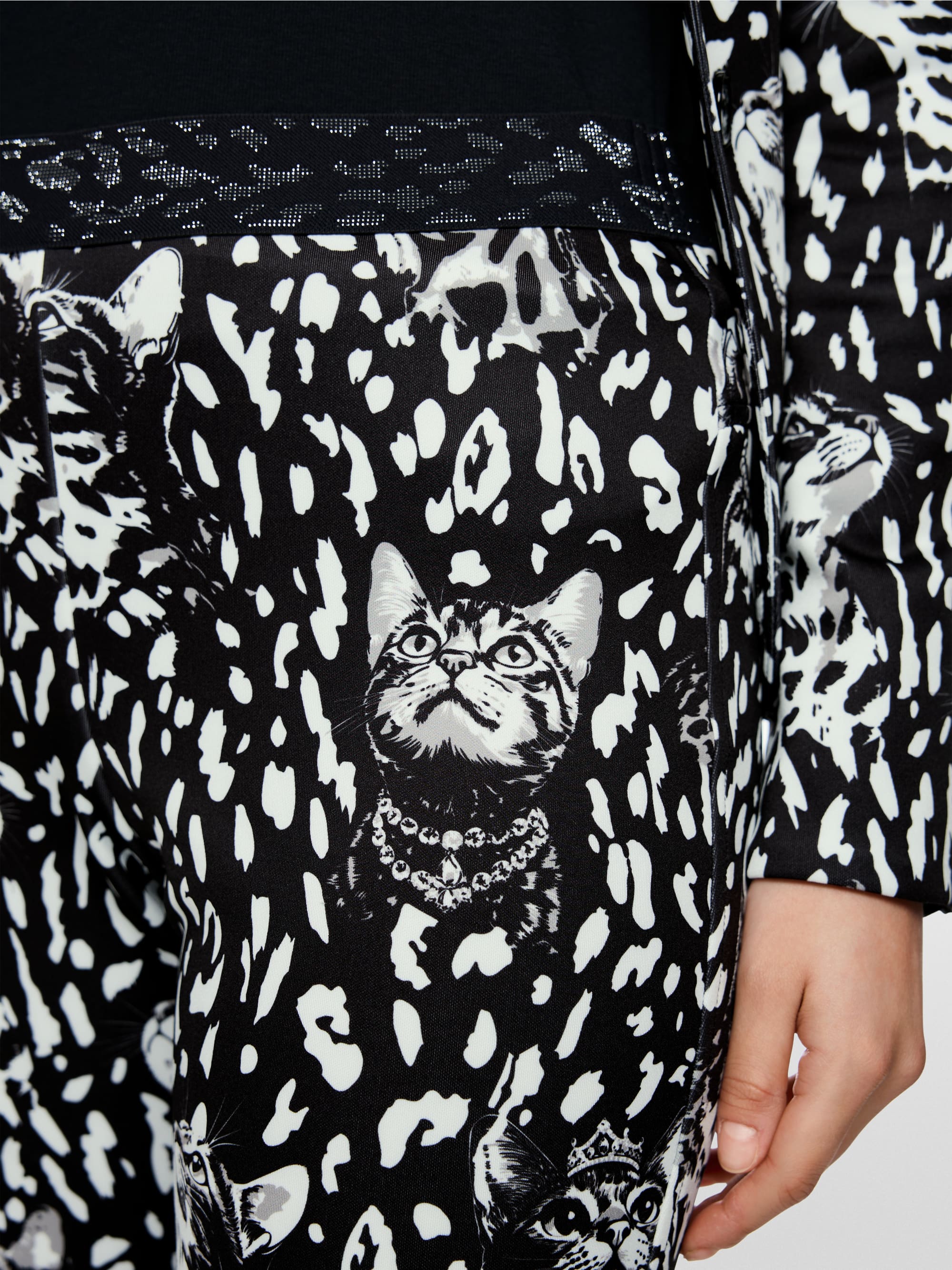 FREDERICA pull-on trousers with print