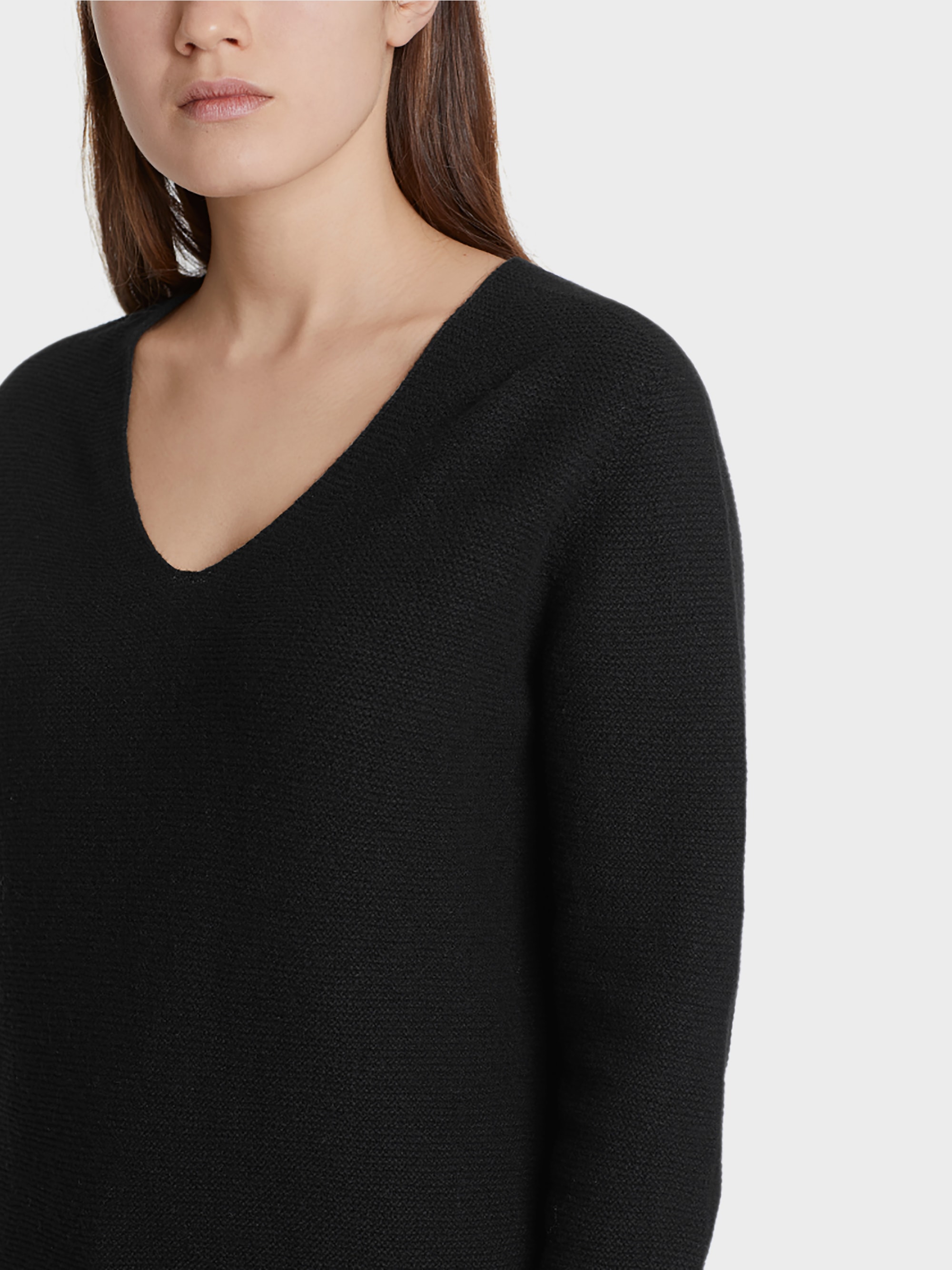 lightweight black sweater