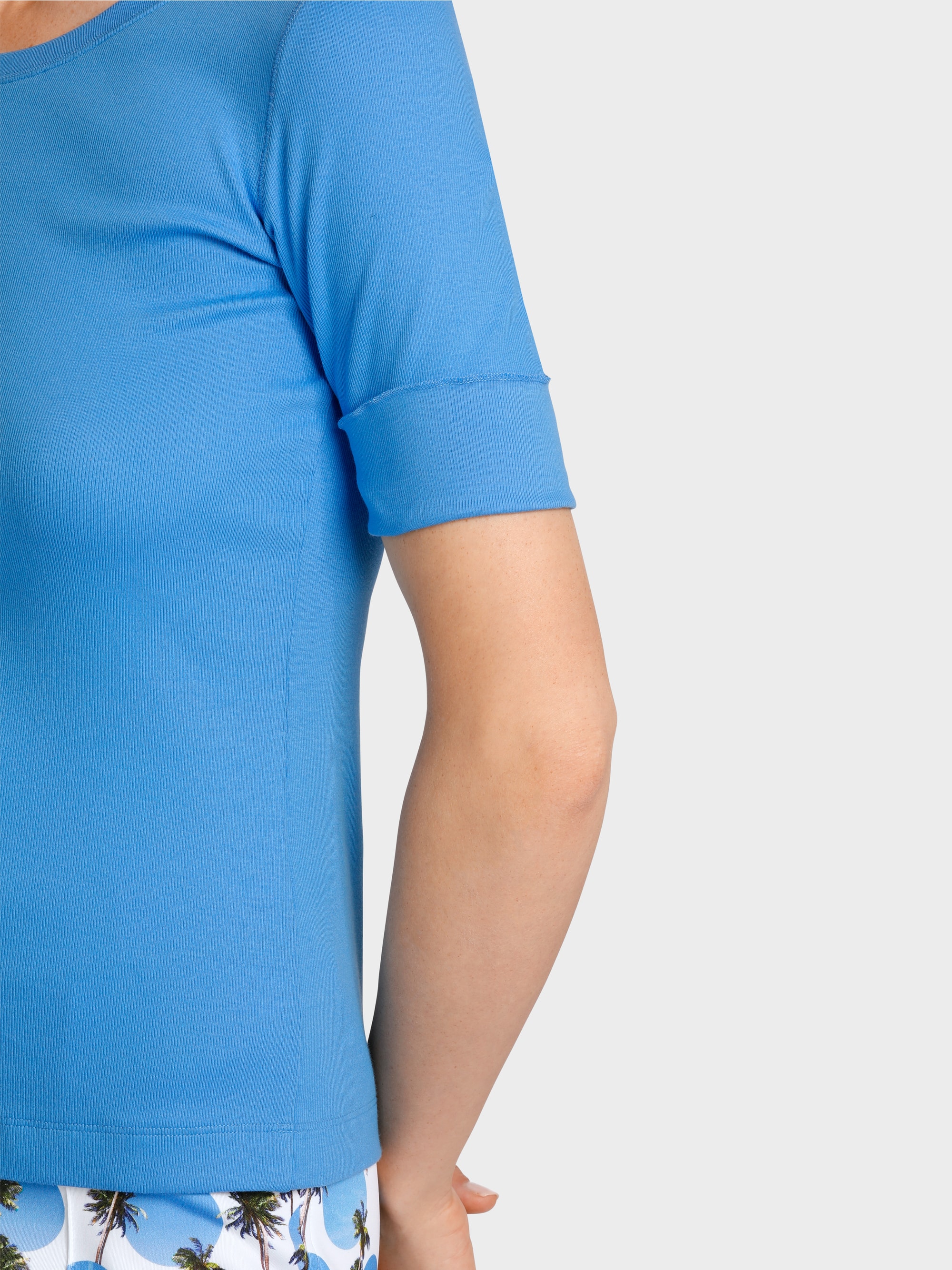 Körpernahes T-Shirt mit ¾-Ärmel | marc-cain.com/de