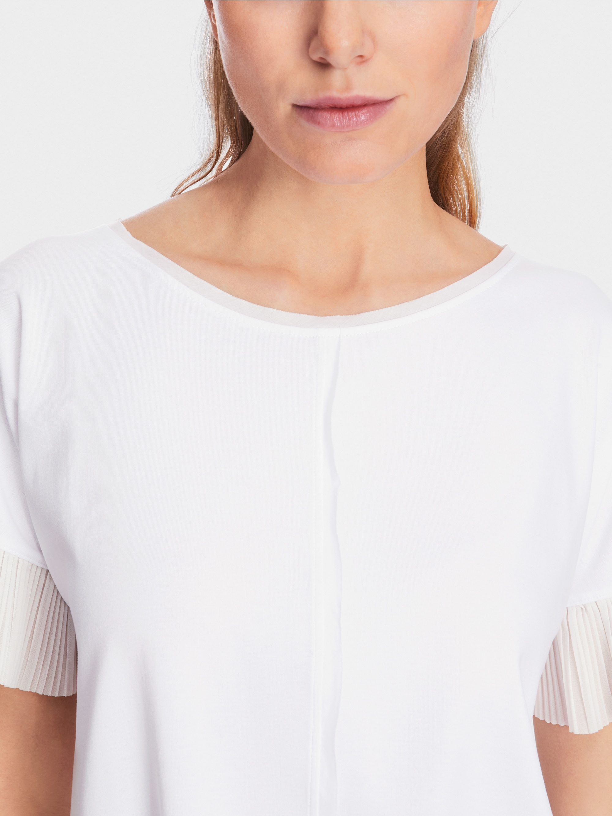 T-shirt met geplisseerde armsgaten