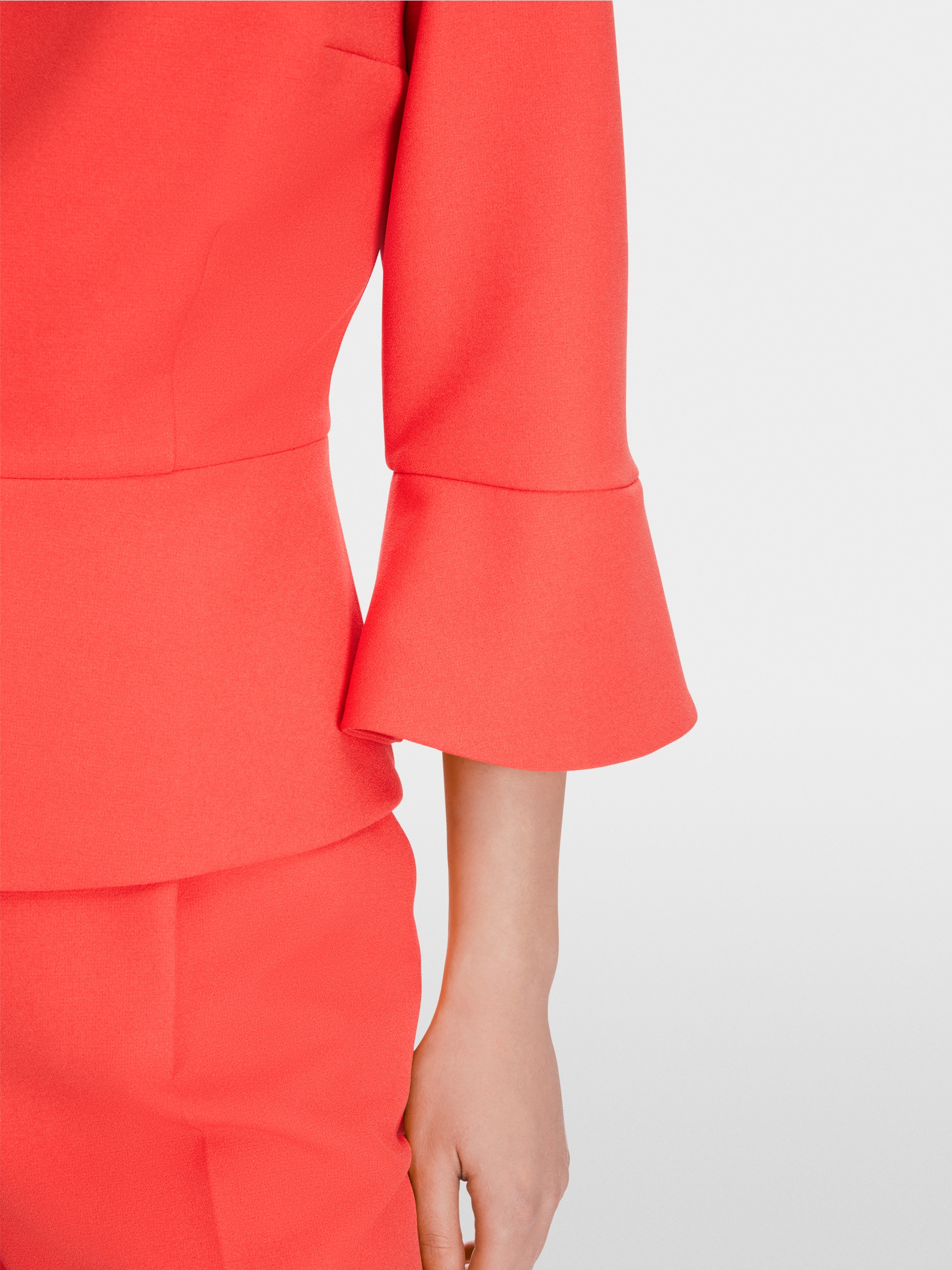 Blouse à basque