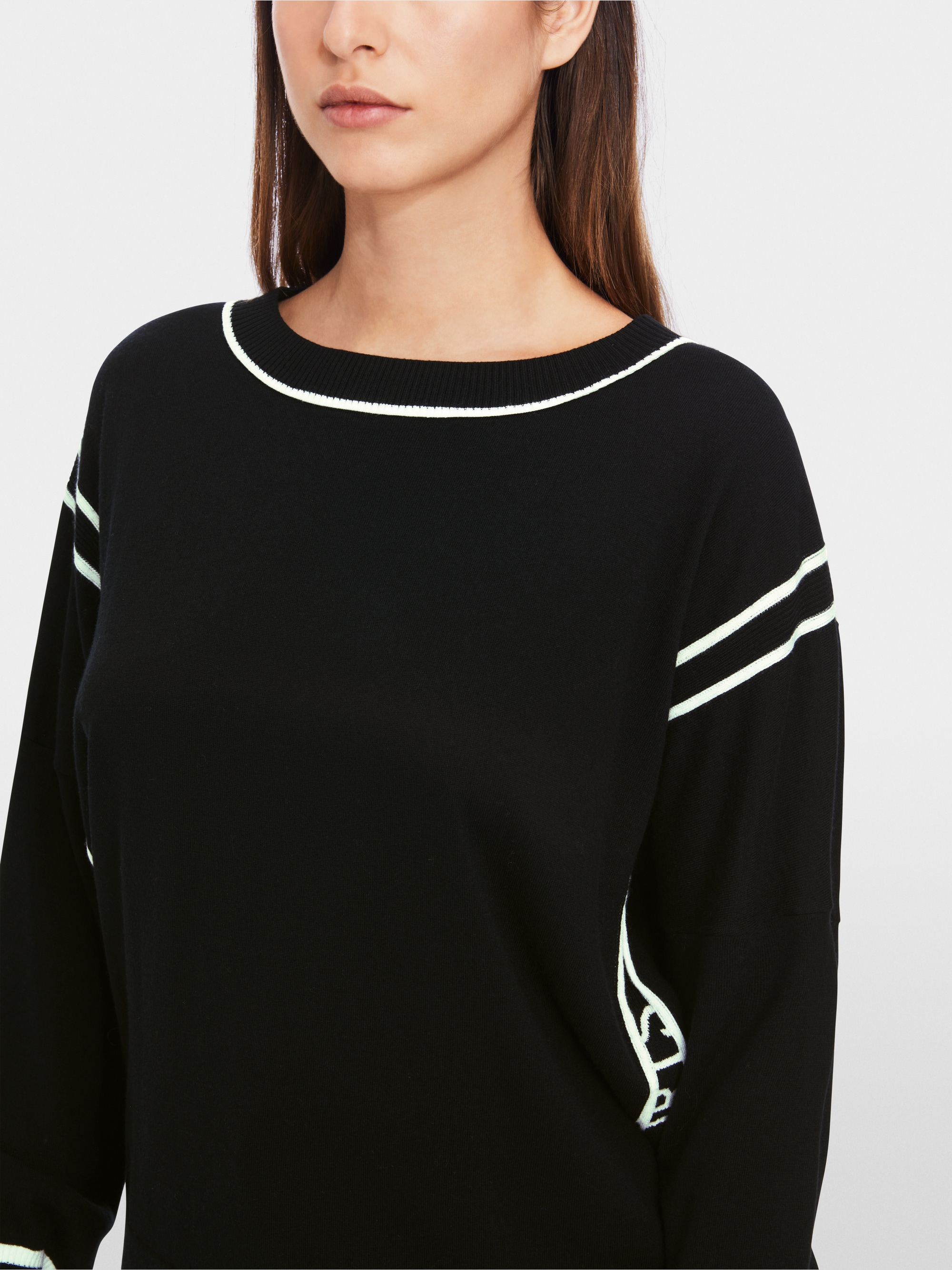 "Rethink Together" sweater with kimono