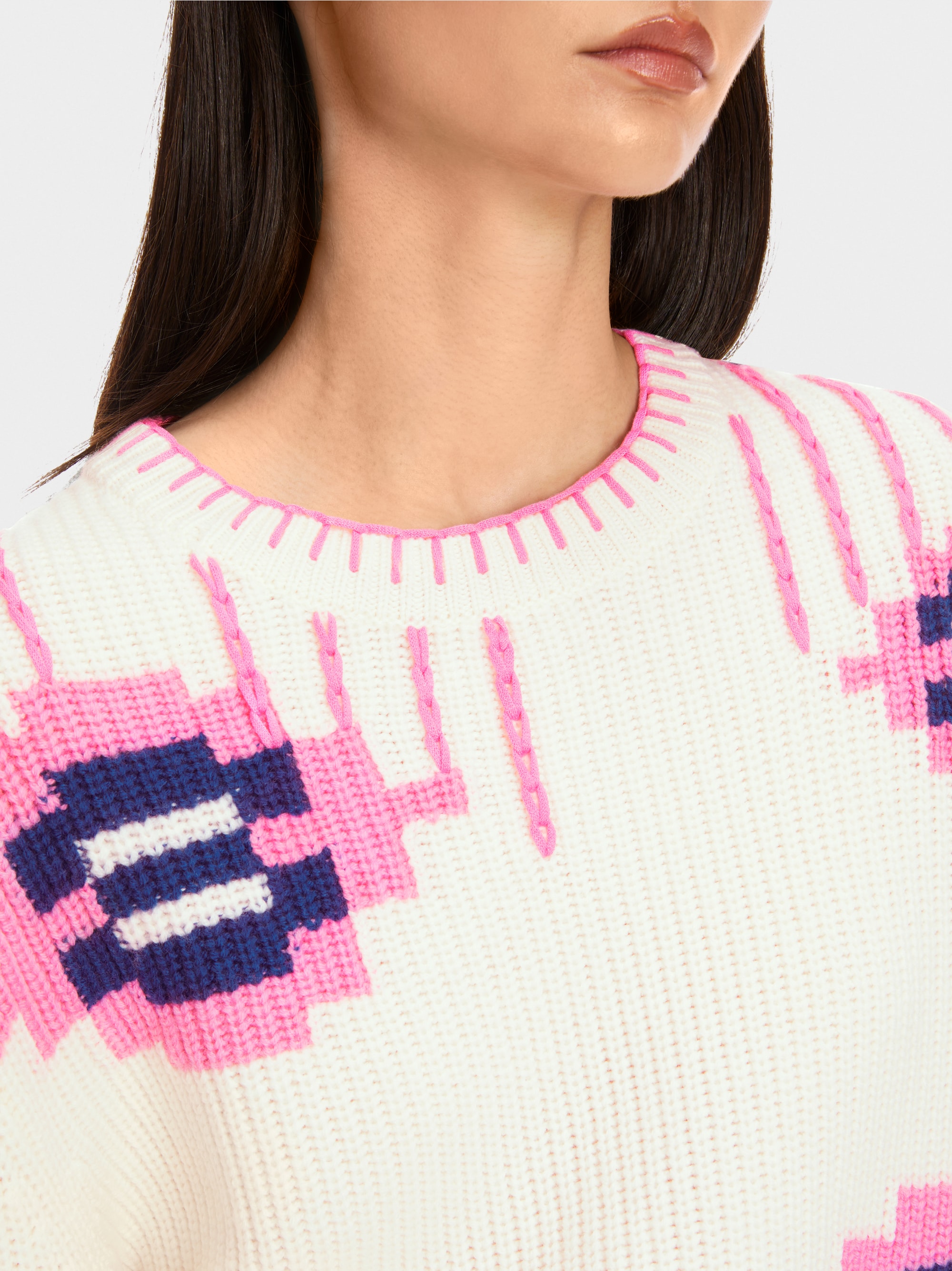 Pullover mit platziertem Knit-Jag-Muster