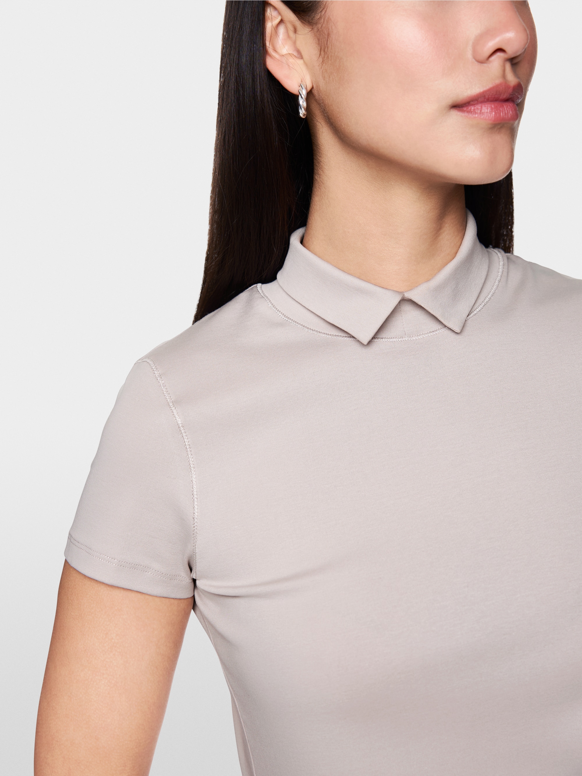 Tee-shirt col roulé fendu