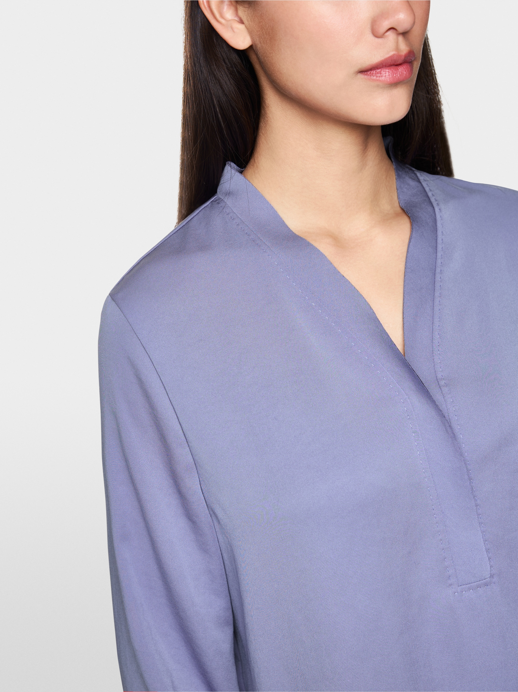 Blouse col en V "Rethink Together"