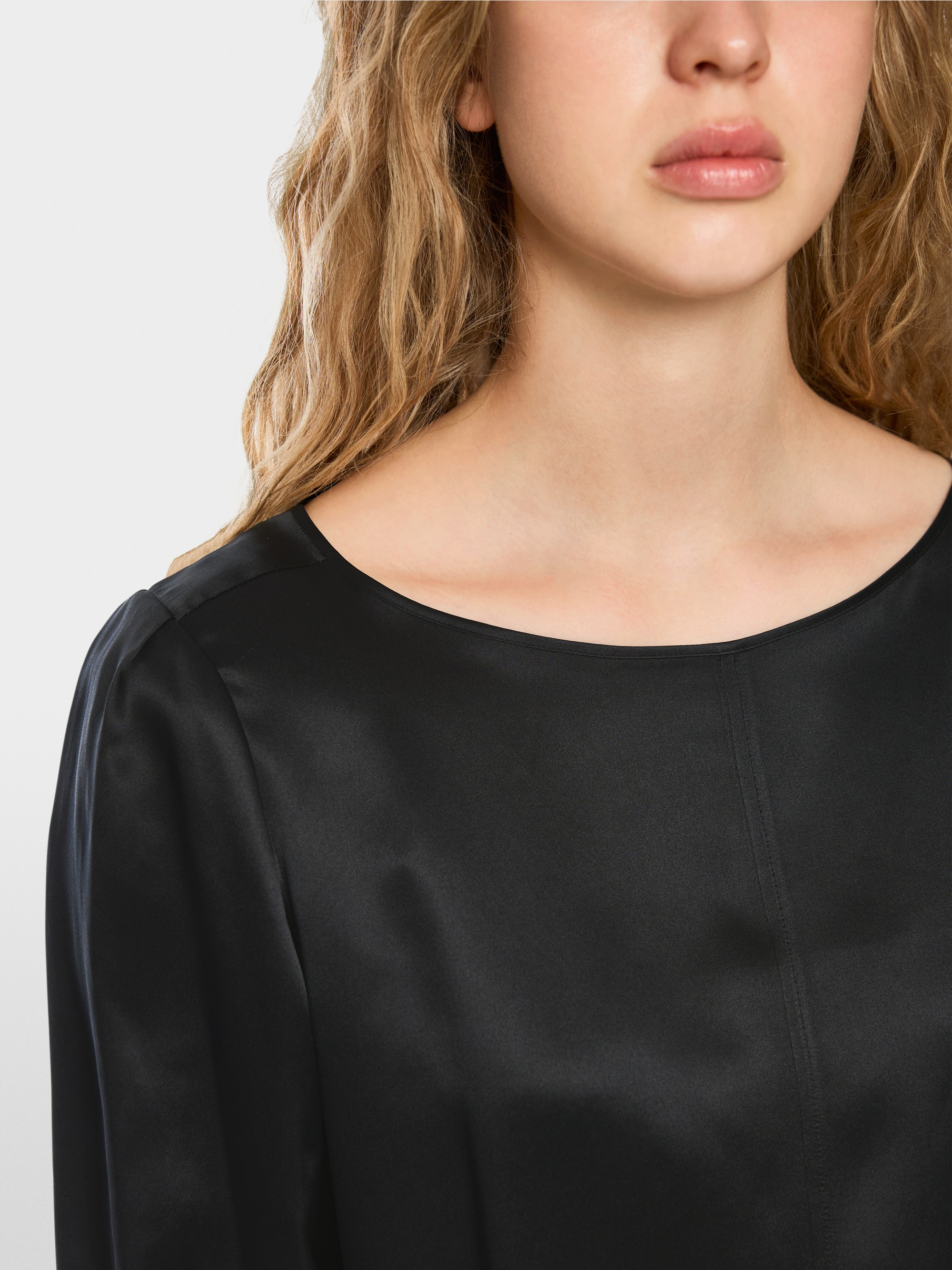 Lockere Seidenbluse