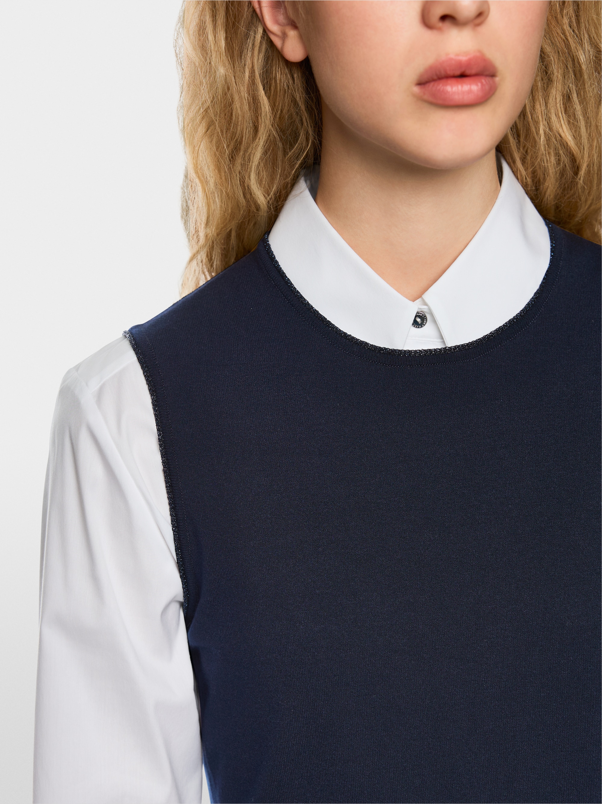 Top fin Knitted in Germany