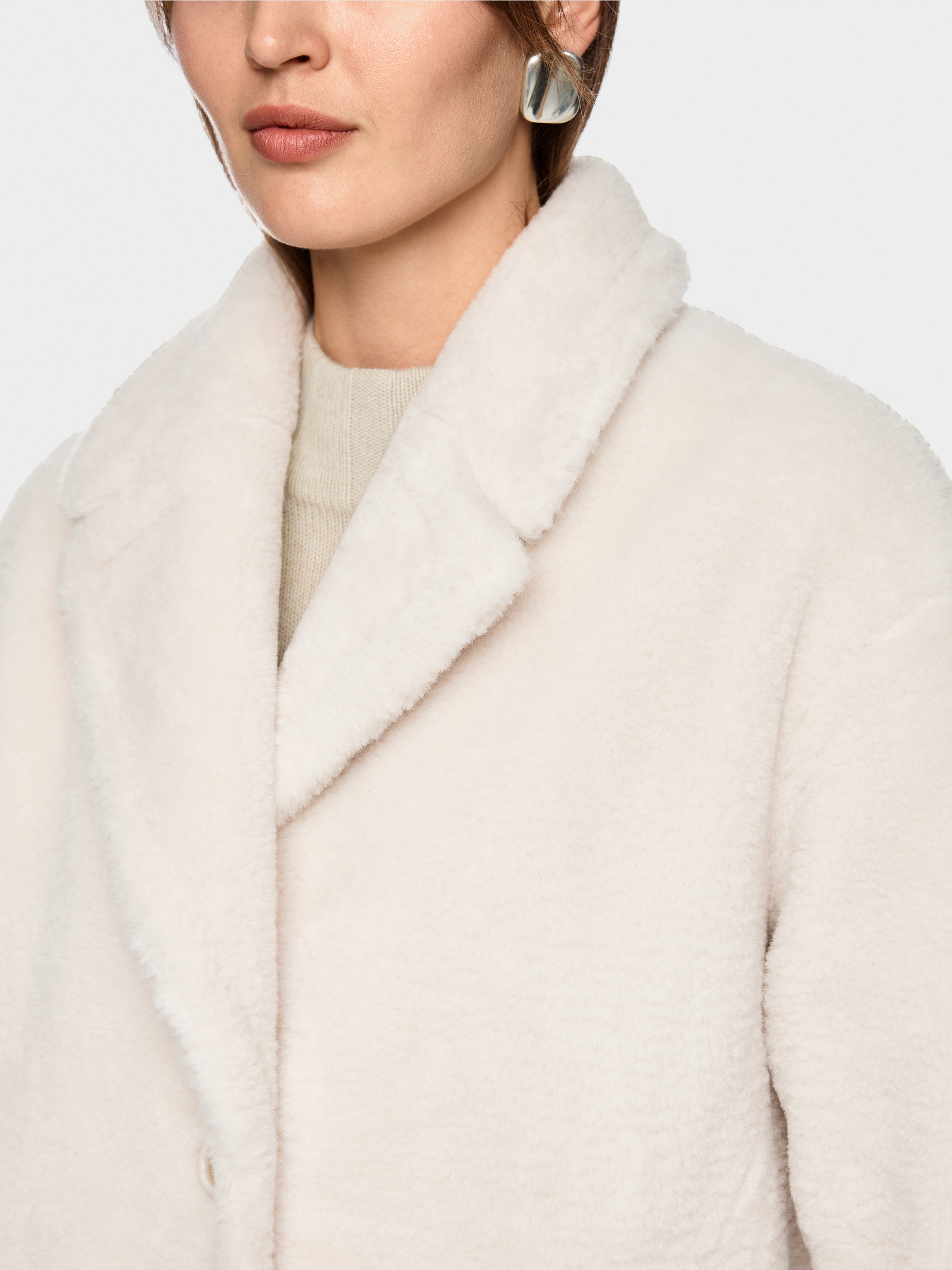 Fake fur jas in oversized model