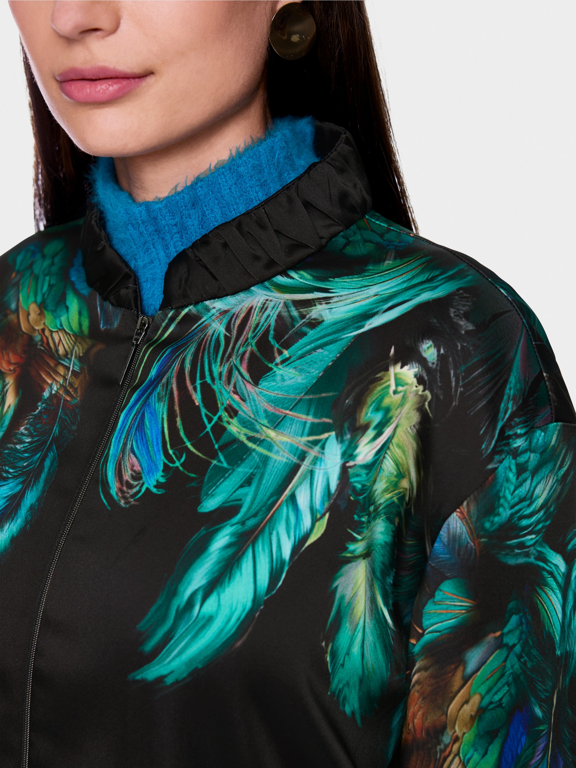 Blouson with feather print