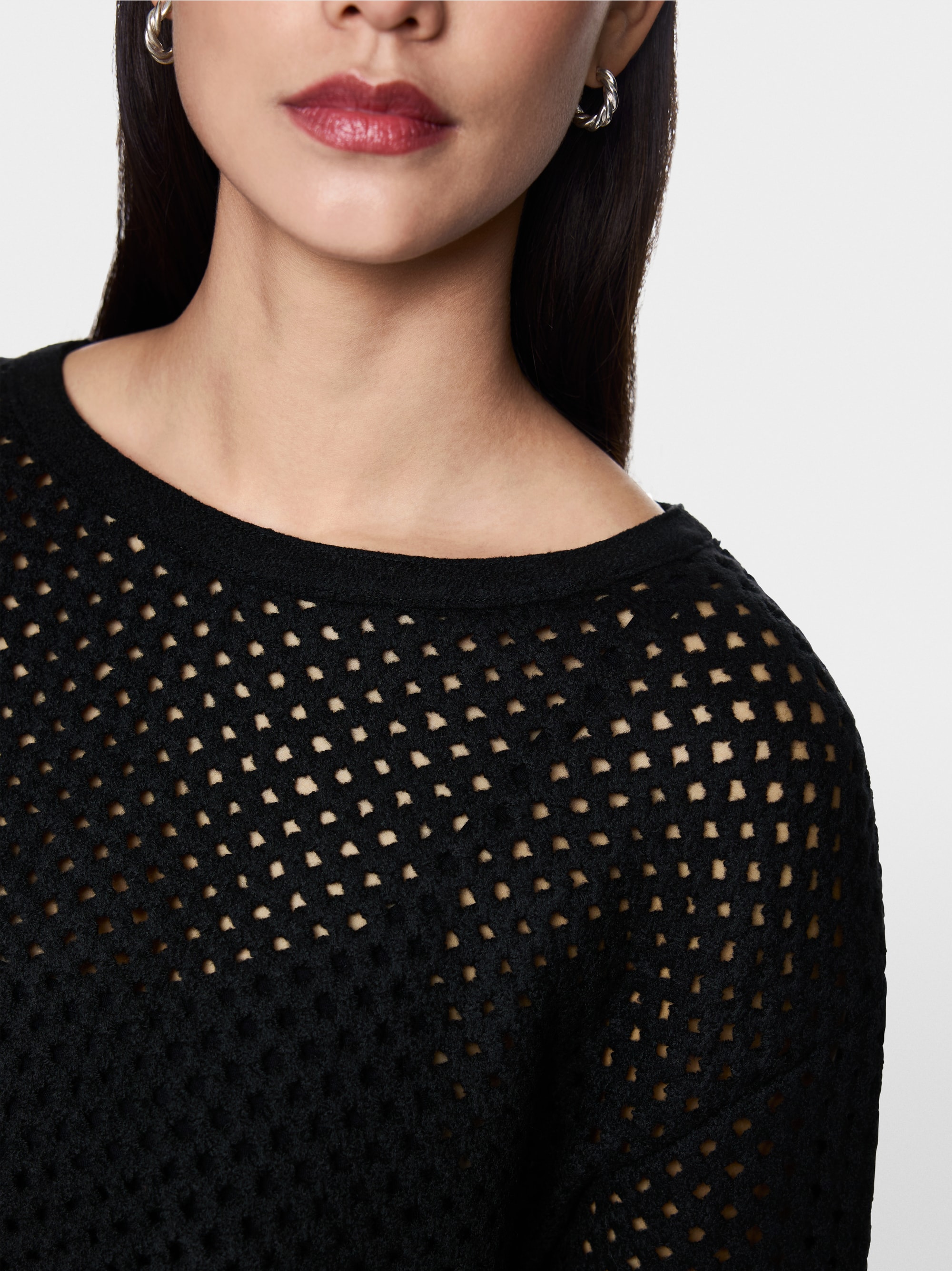 Pull en maille ajourée tricoté en Allemagne