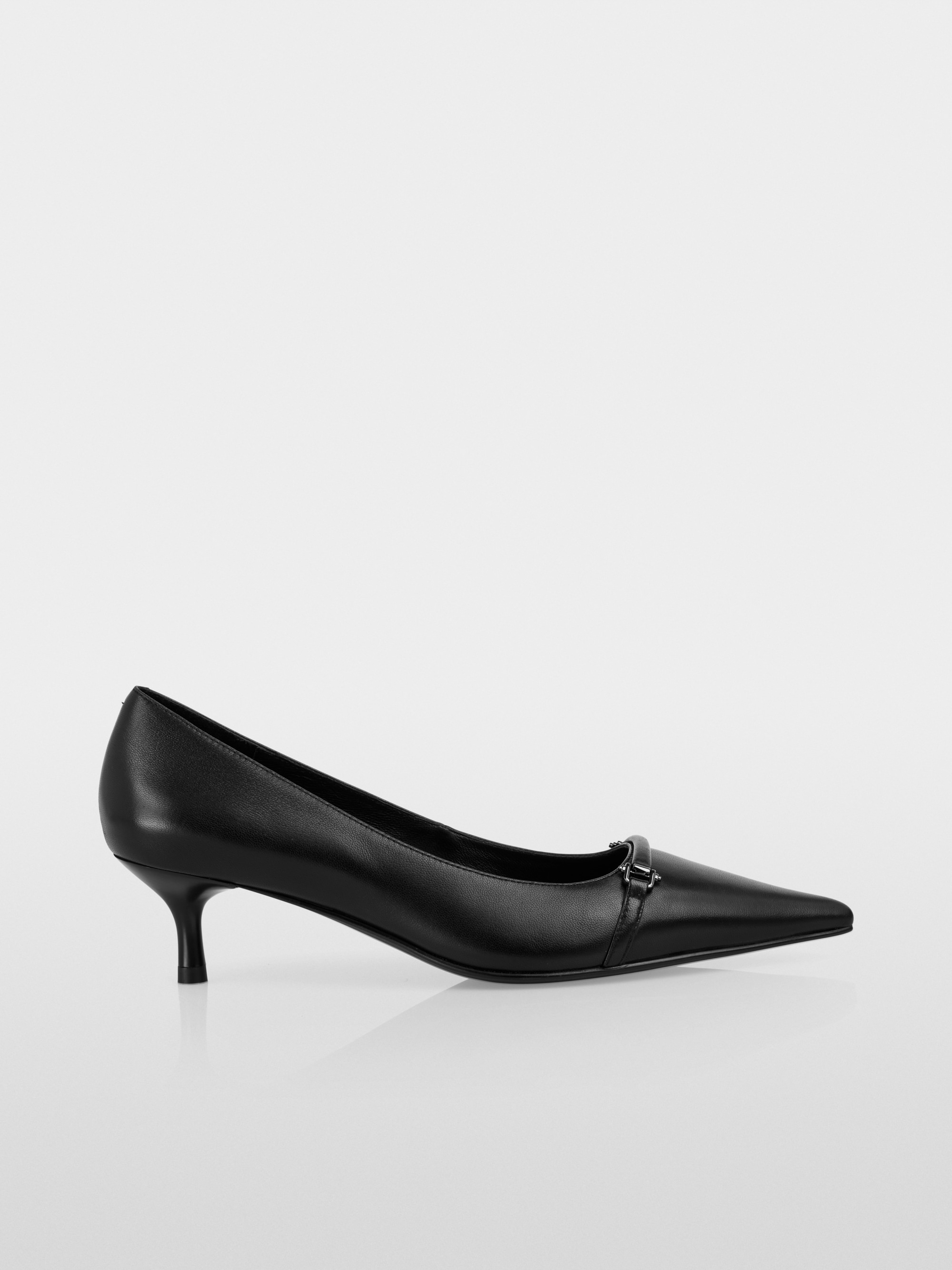 Elegante Kitten-Heels mit Zierdetail