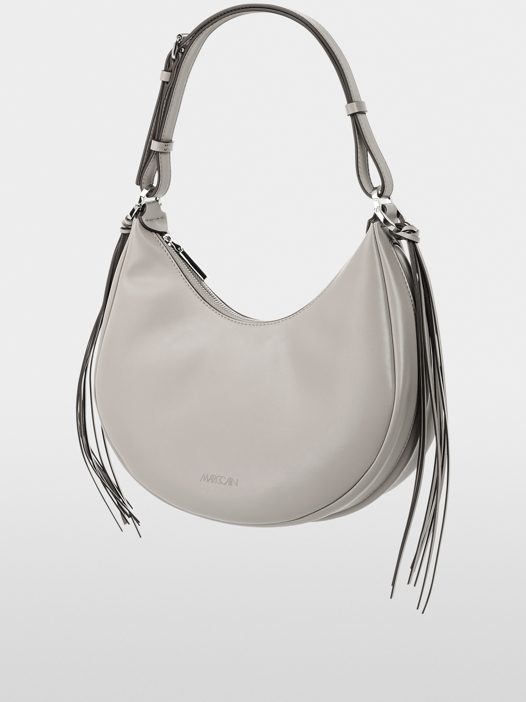 Schultertasche in Halbmondfrom