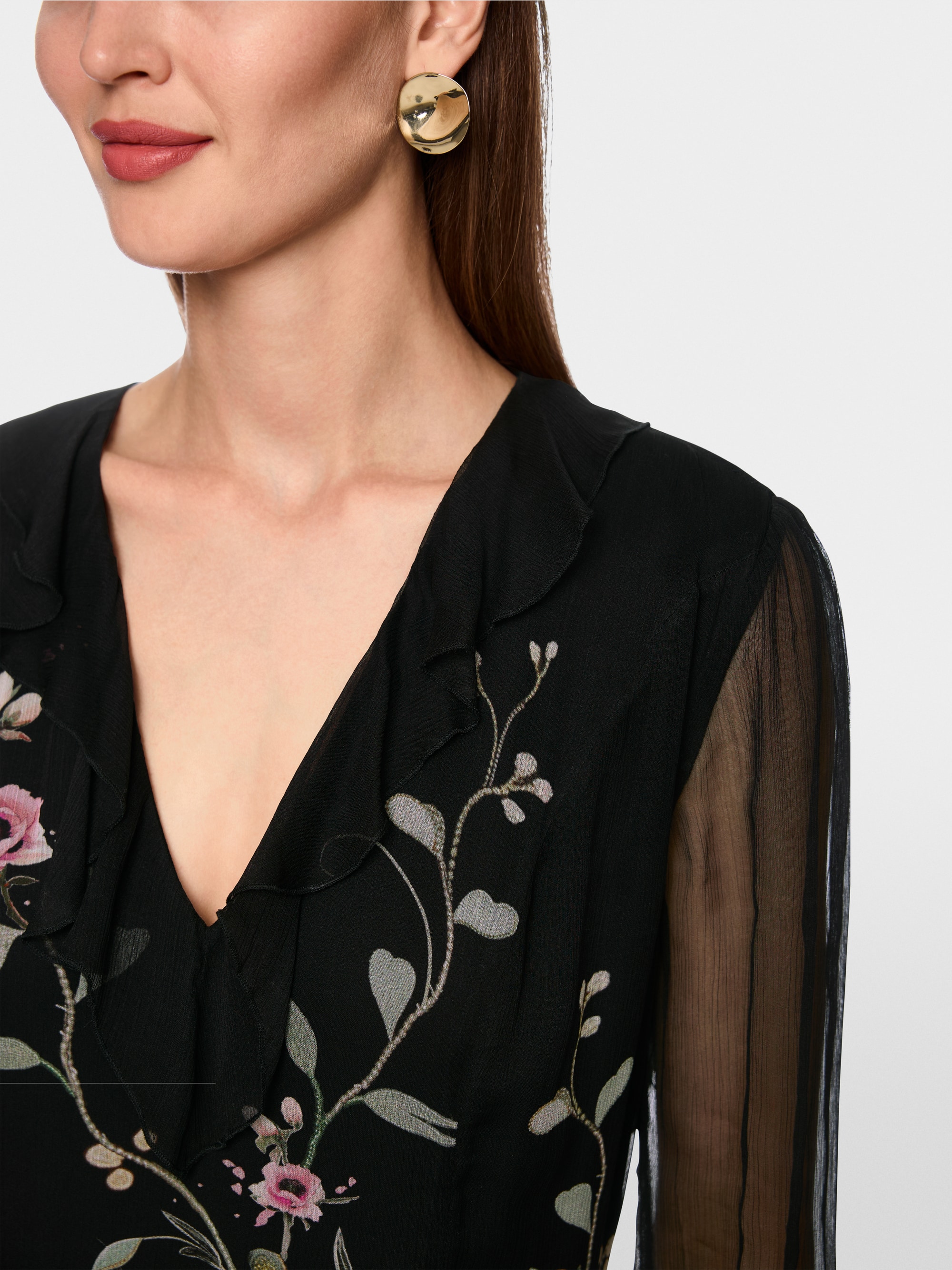 Luftiges Kleid mit Blumenmuster