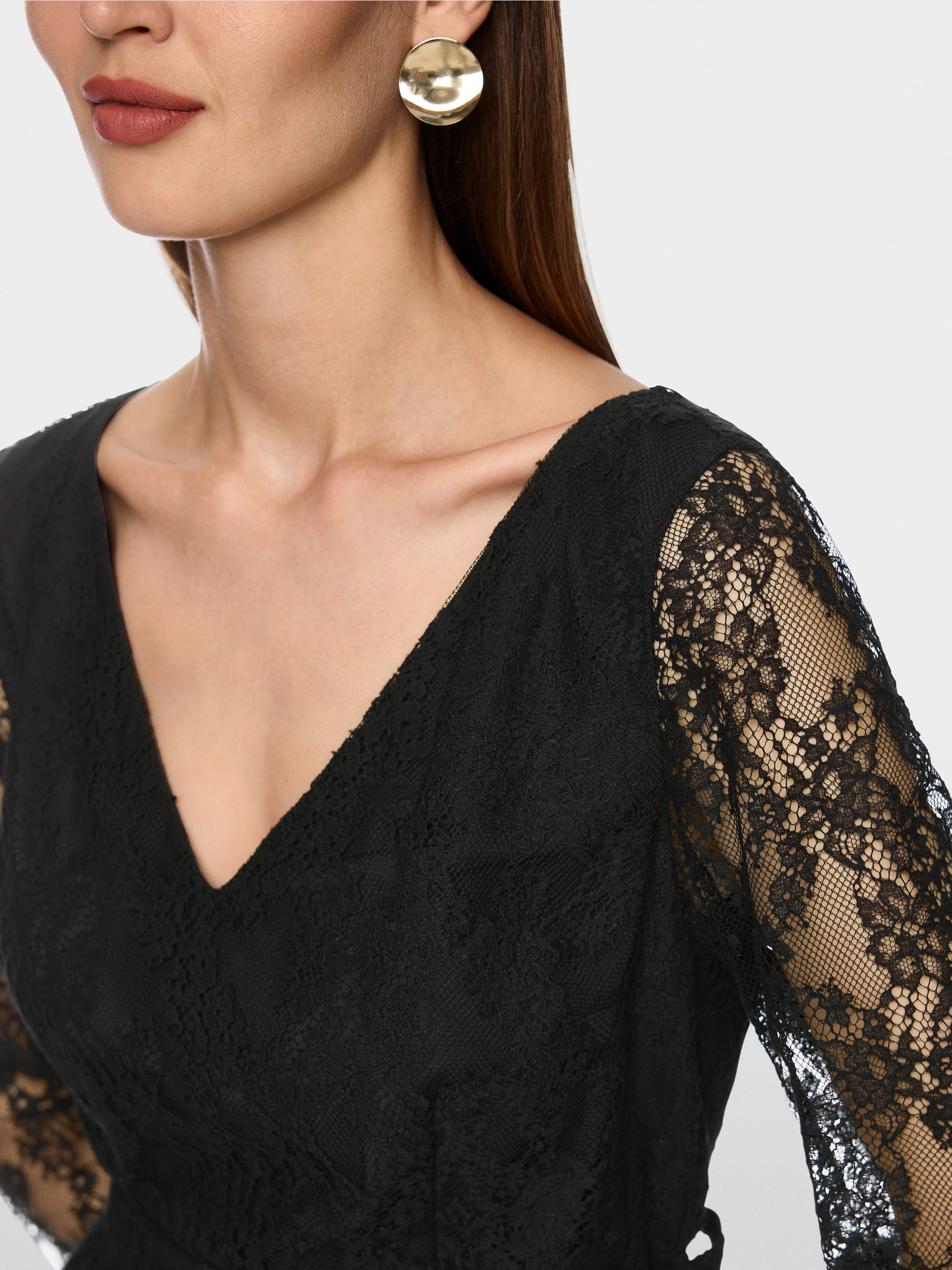 Schickes Spitzenkleid