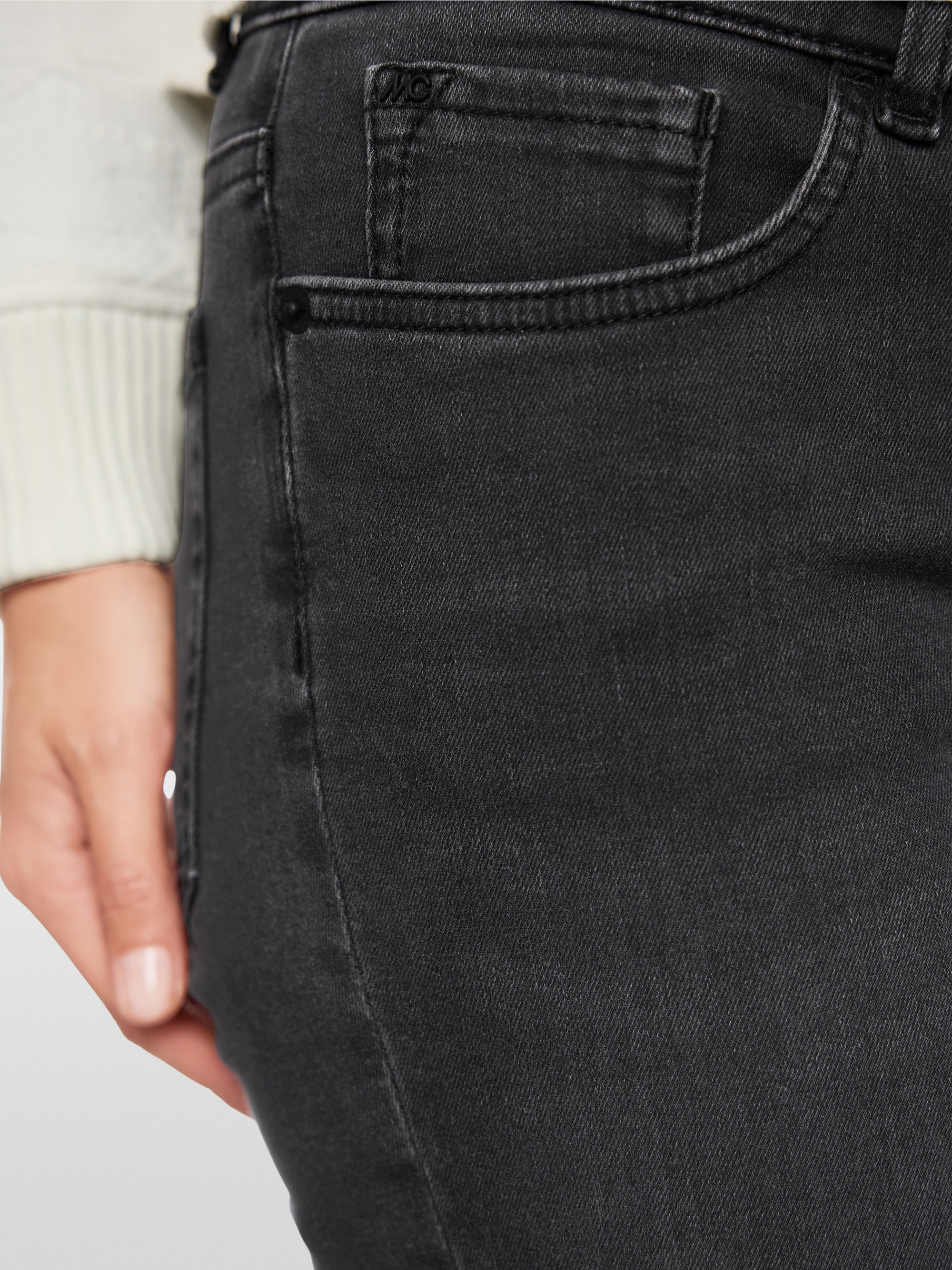 Jeans SILVI mit Strass "Rethink Together"