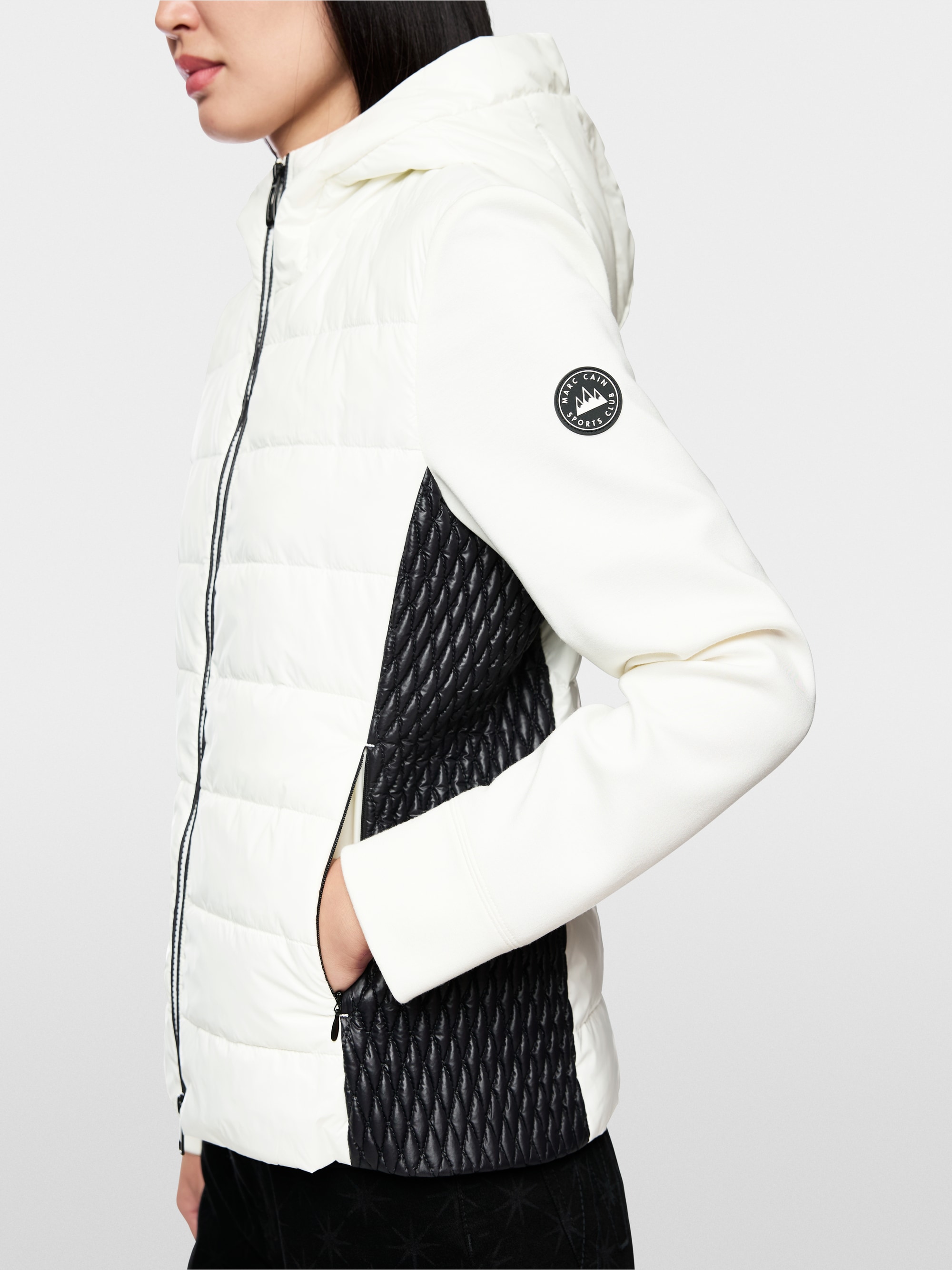 Jacke mit Fake-Daune und Kapuze