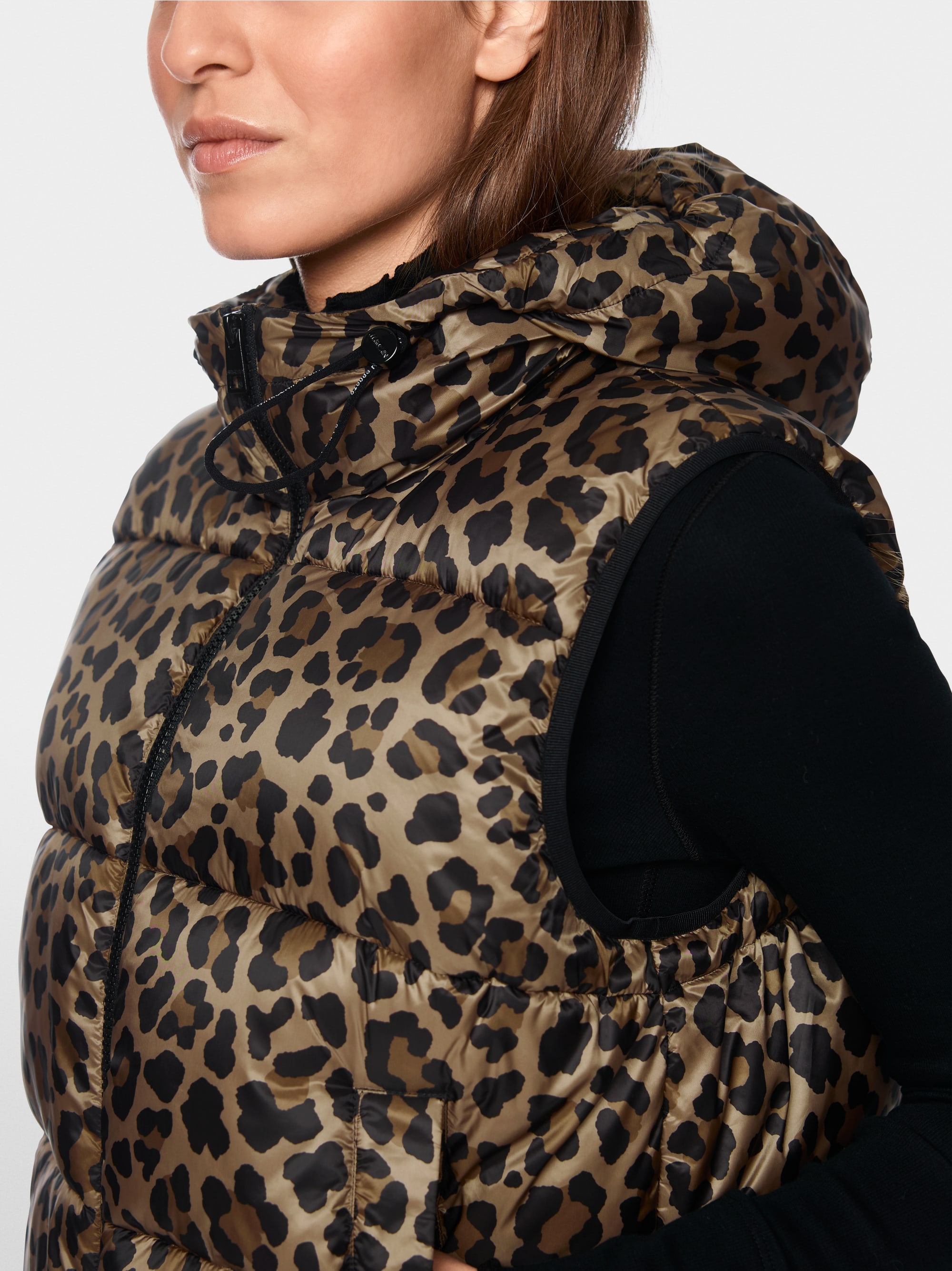 Rethink Together leo vest top with hood