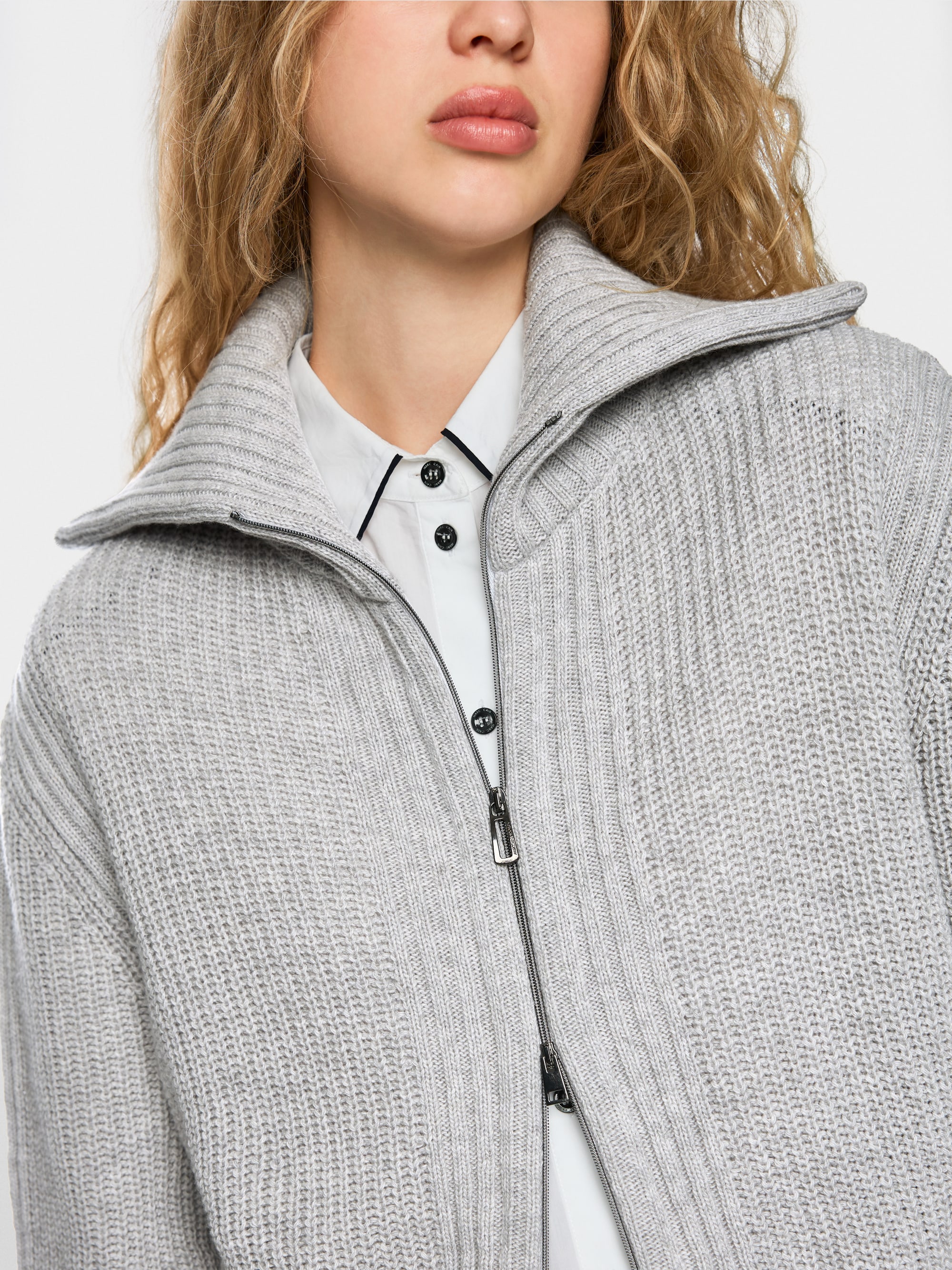 Cardigan à col Knitted in Germany
