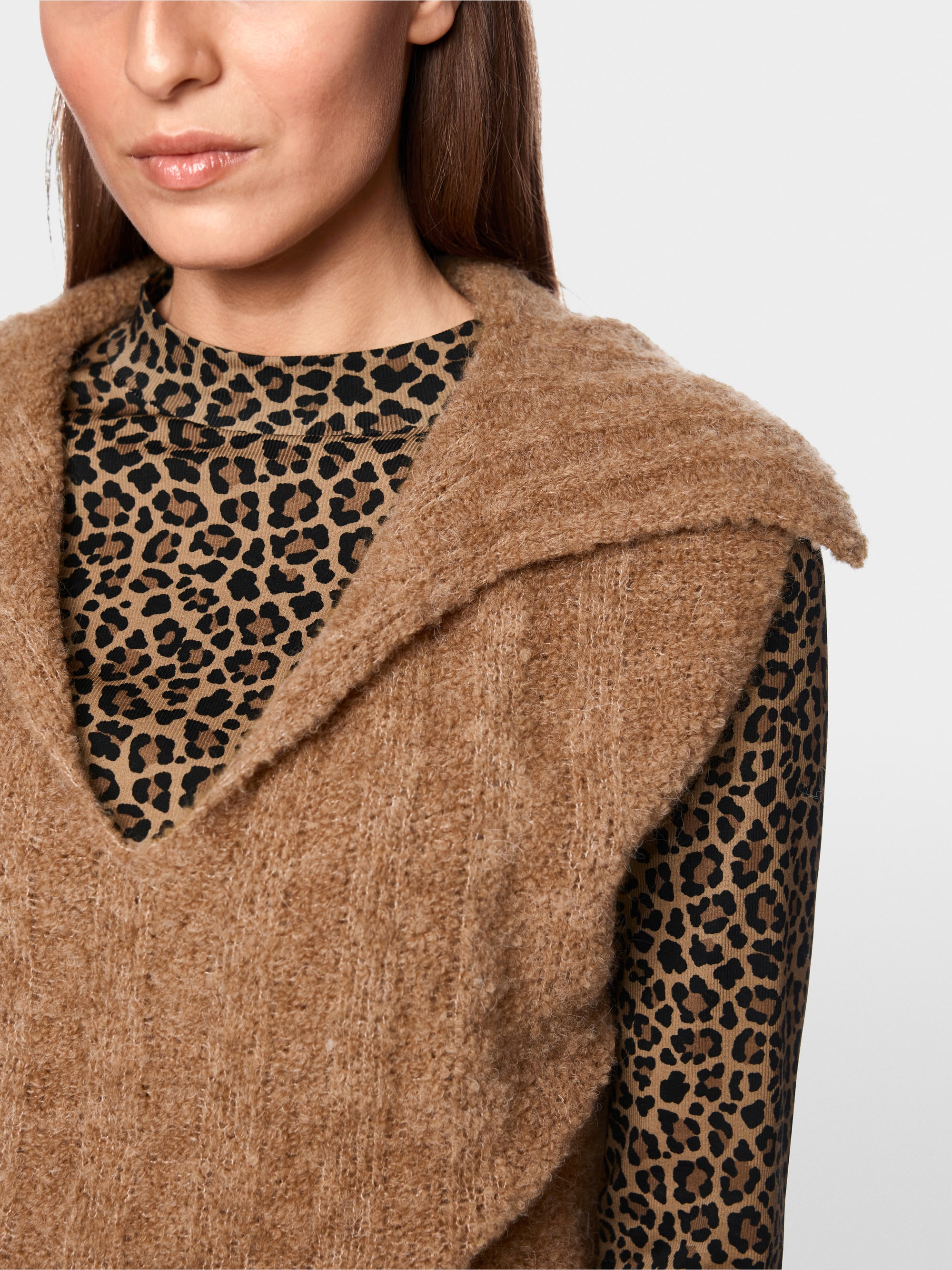 Knitted in Germany collar slipover