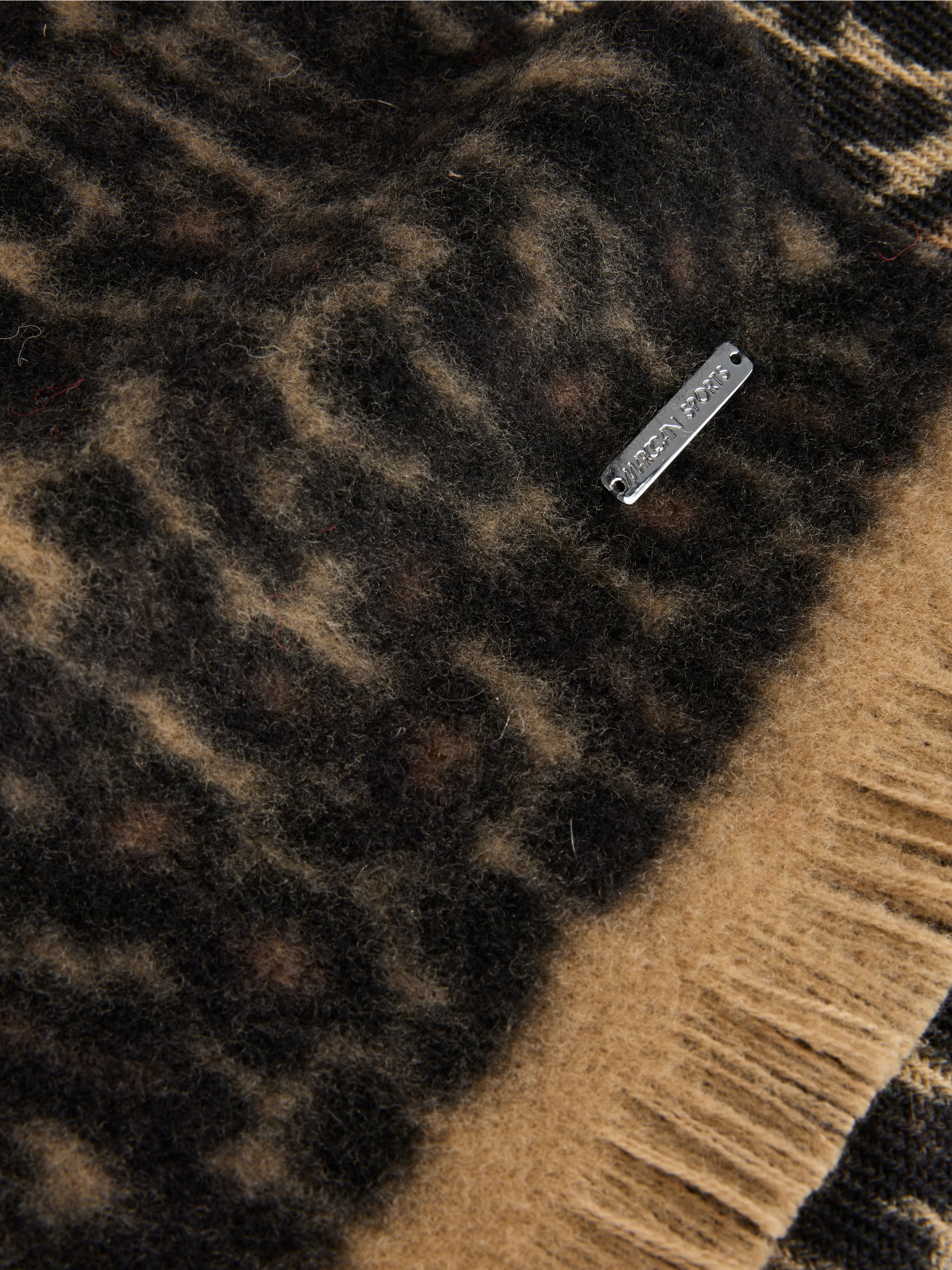 Leopard design new wool scarf