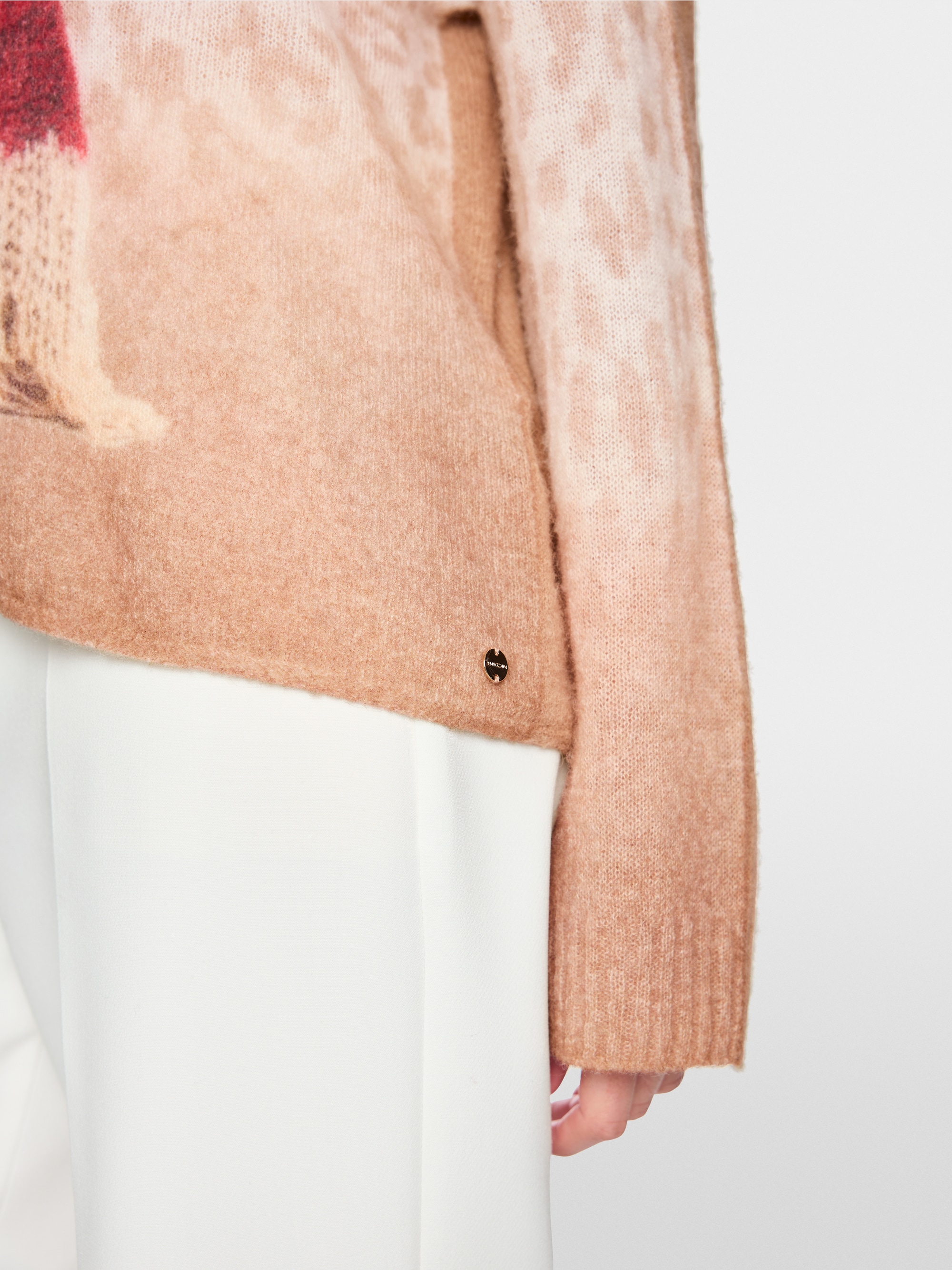 Pull de Noël tricoté en Allemagne