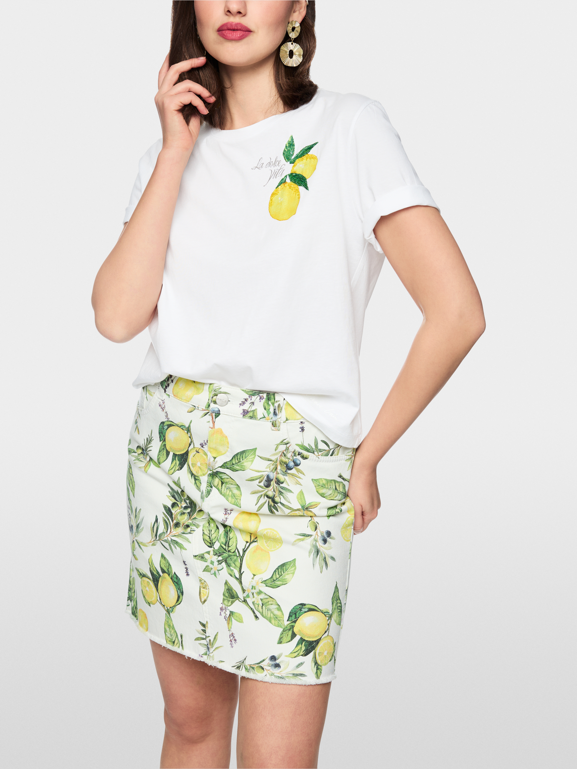 Cotton shirt with lemons