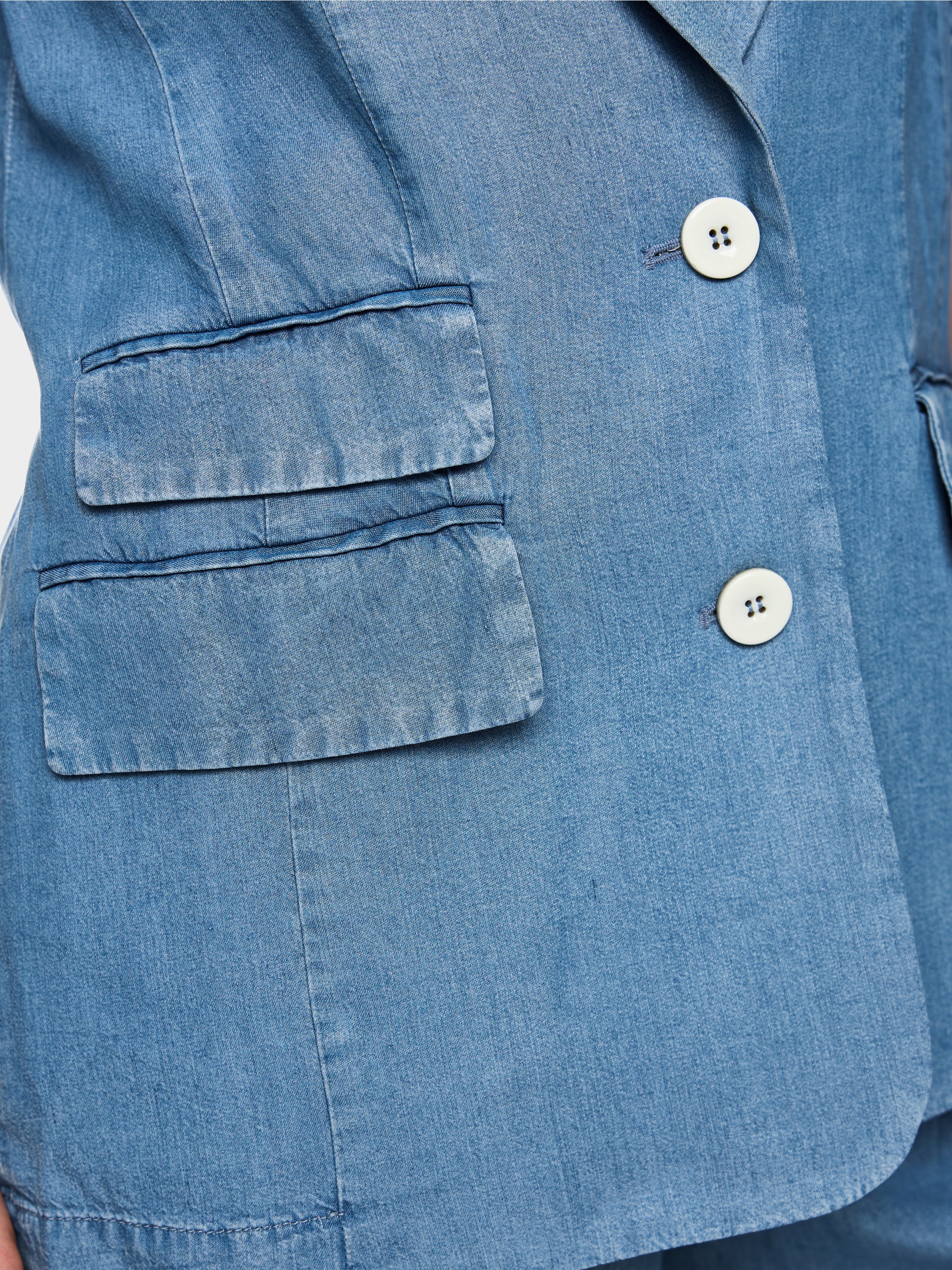 ‘Rethink Together’ oversized blazer