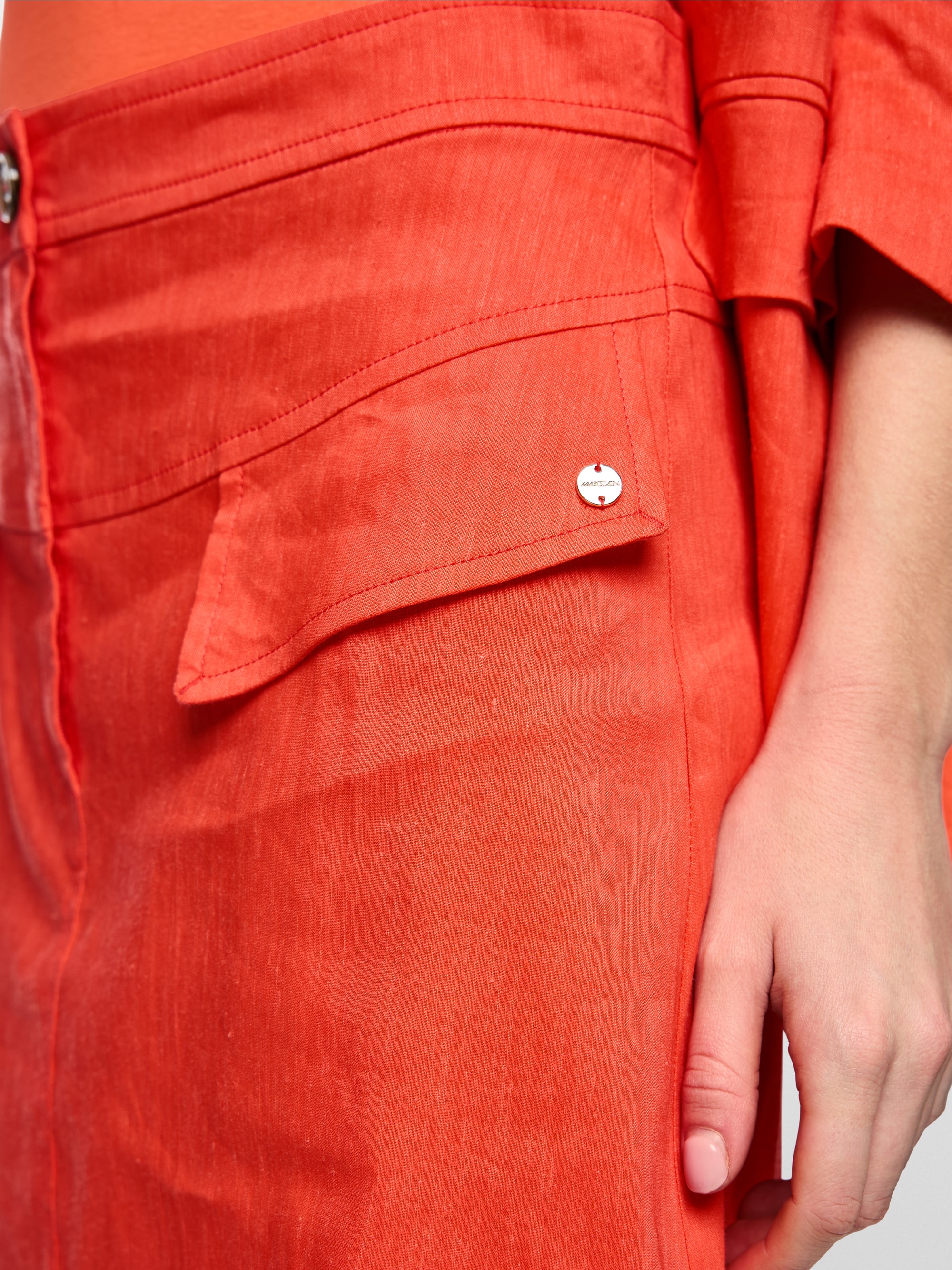 Linen-viscose blend mini skirt